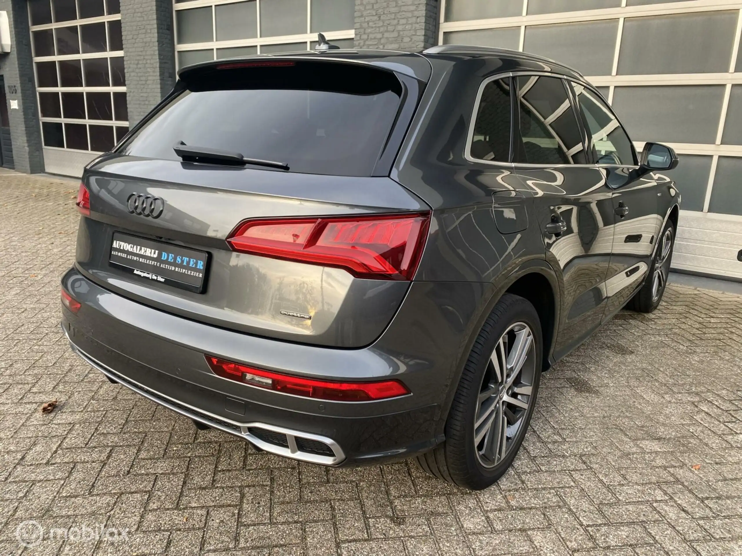 Audi - Q5