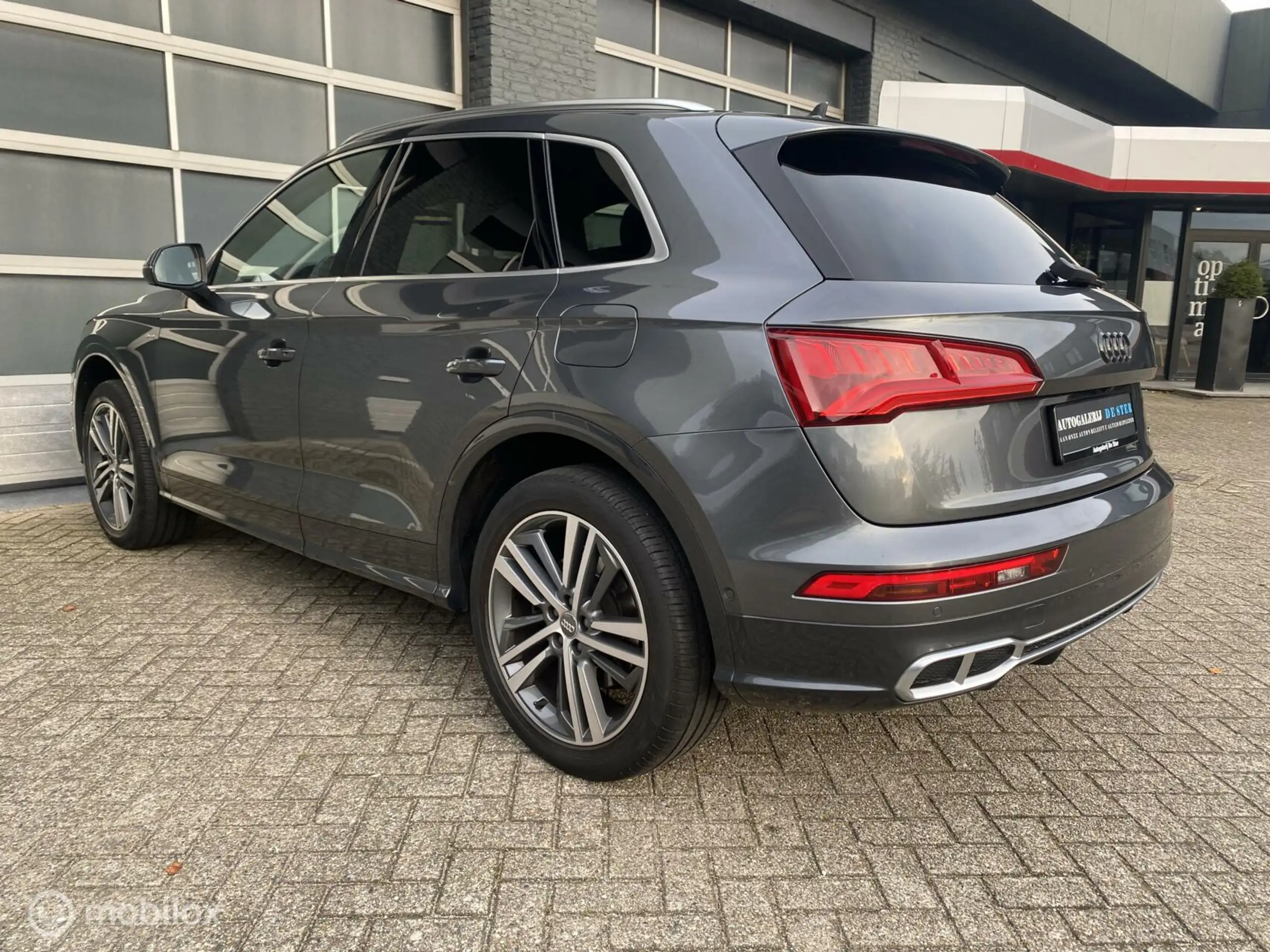 Audi - Q5