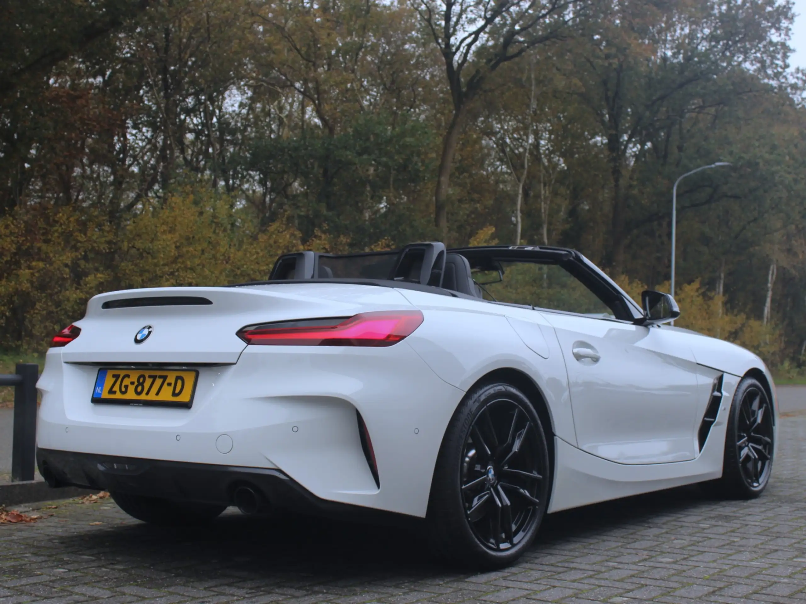 BMW - Z4