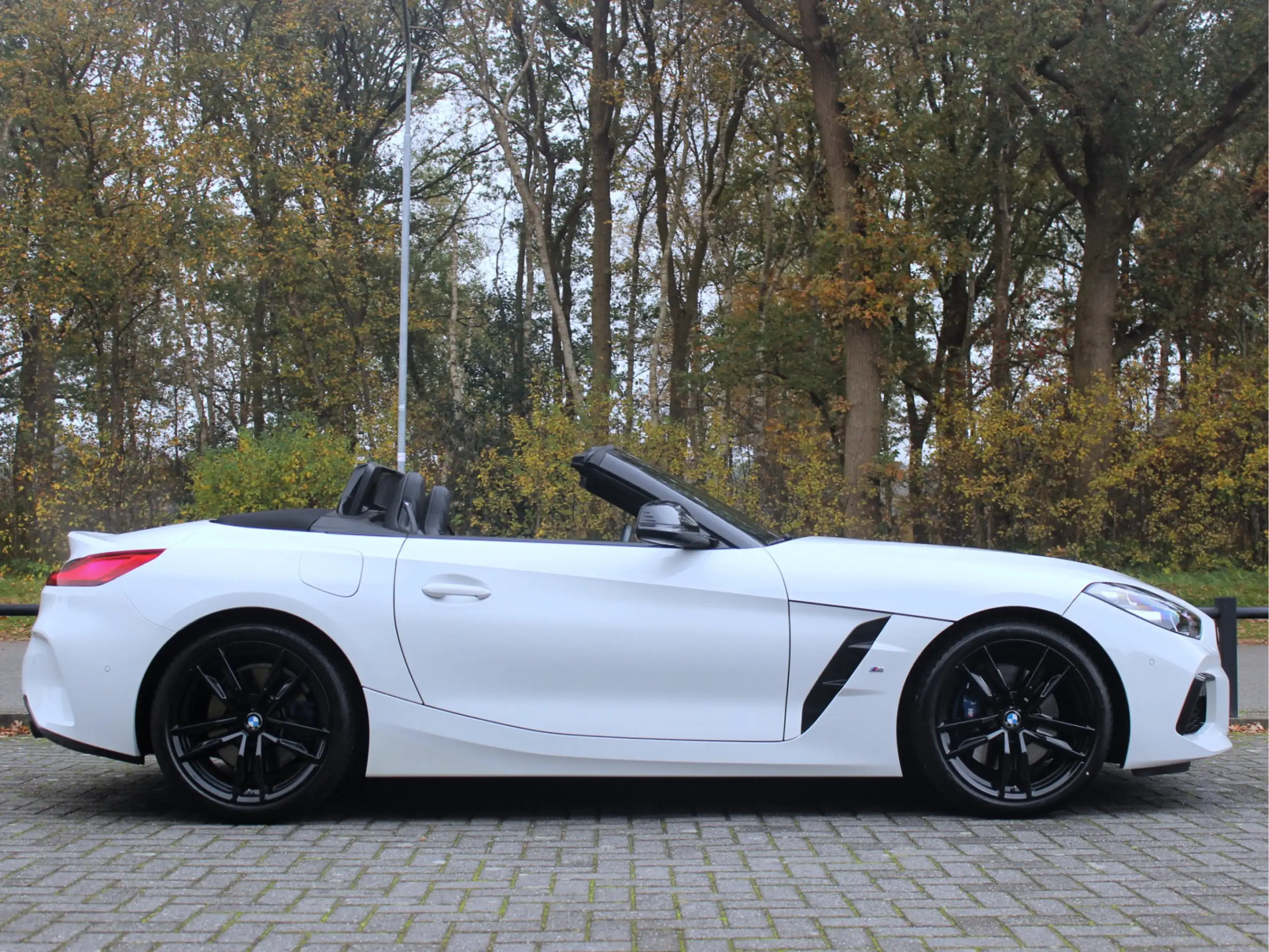 BMW - Z4