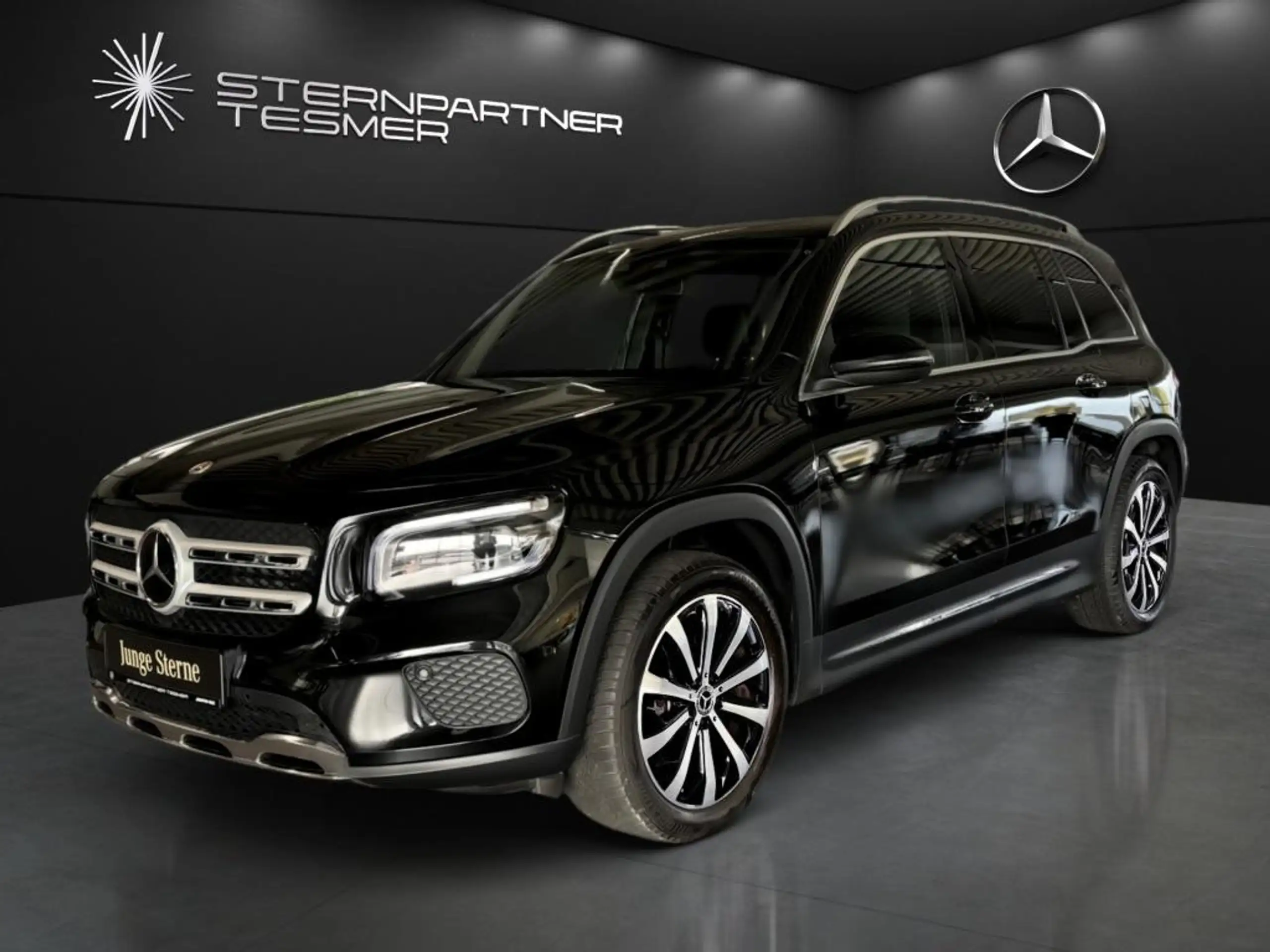 Mercedes-Benz GLB 200 2023