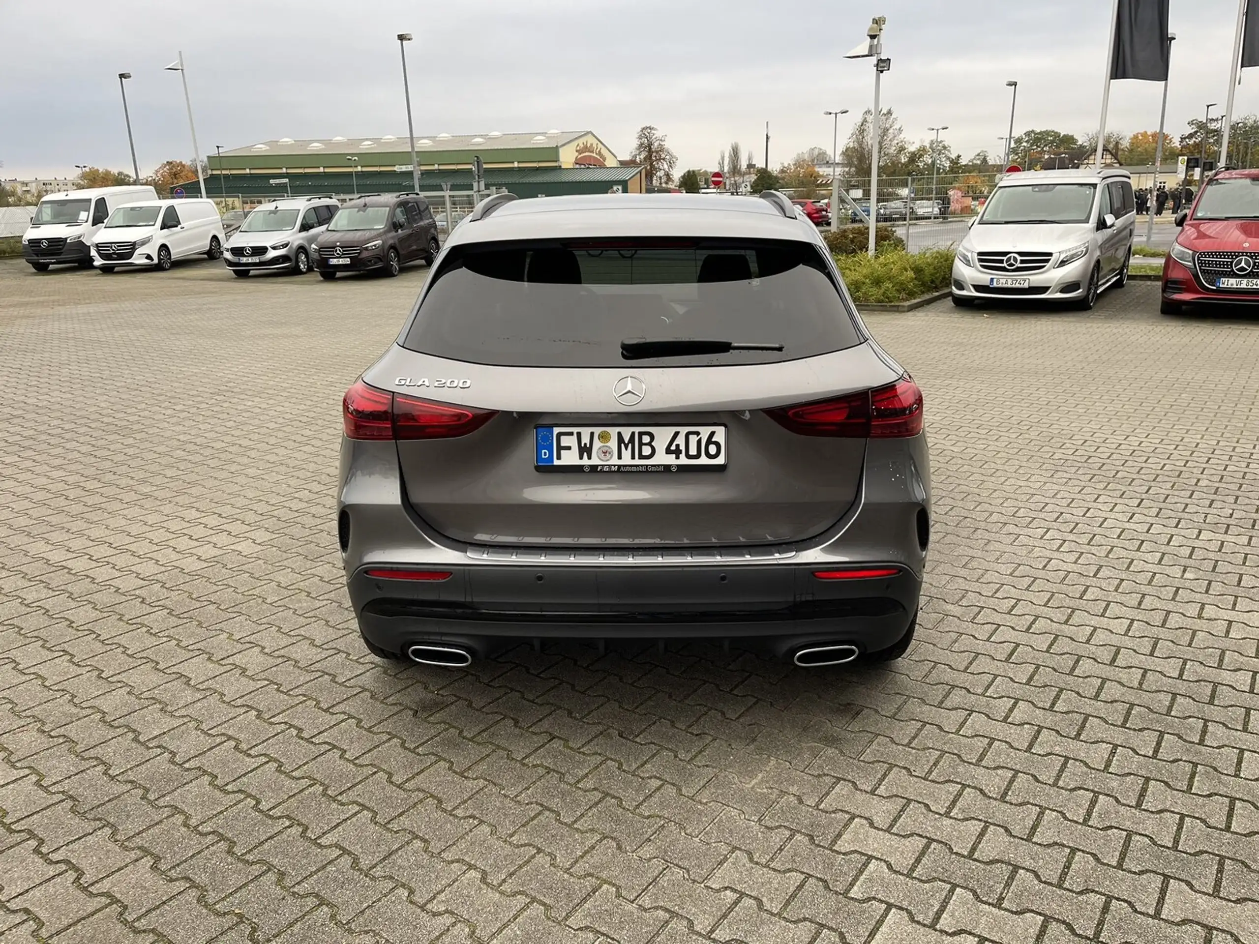 Mercedes-Benz - GLA 200