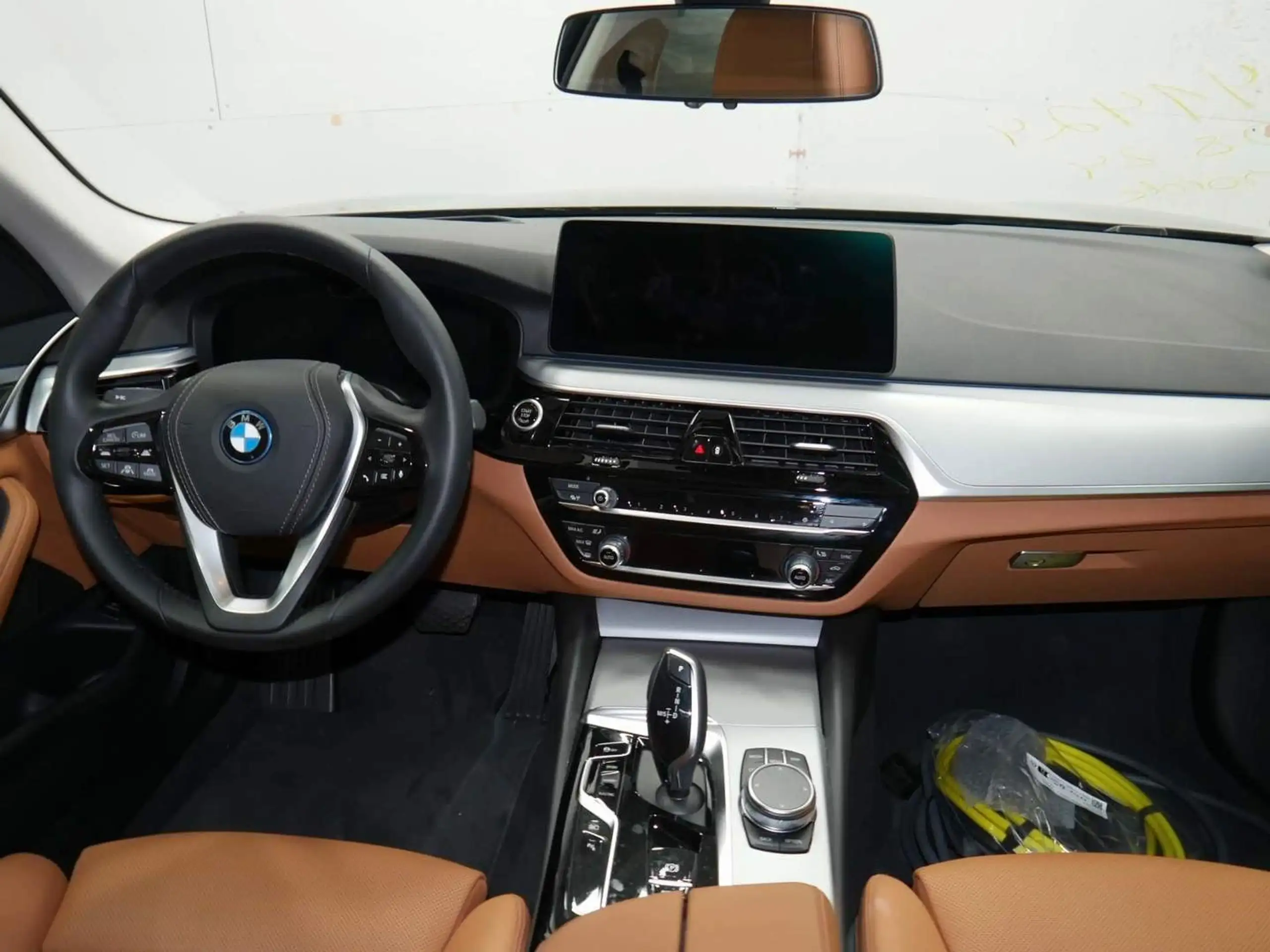 BMW - 530