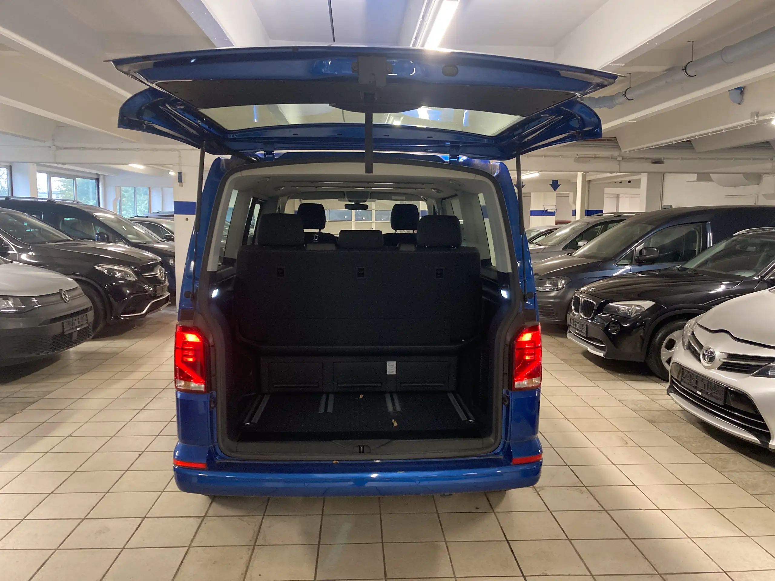 Volkswagen - T6.1 Multivan