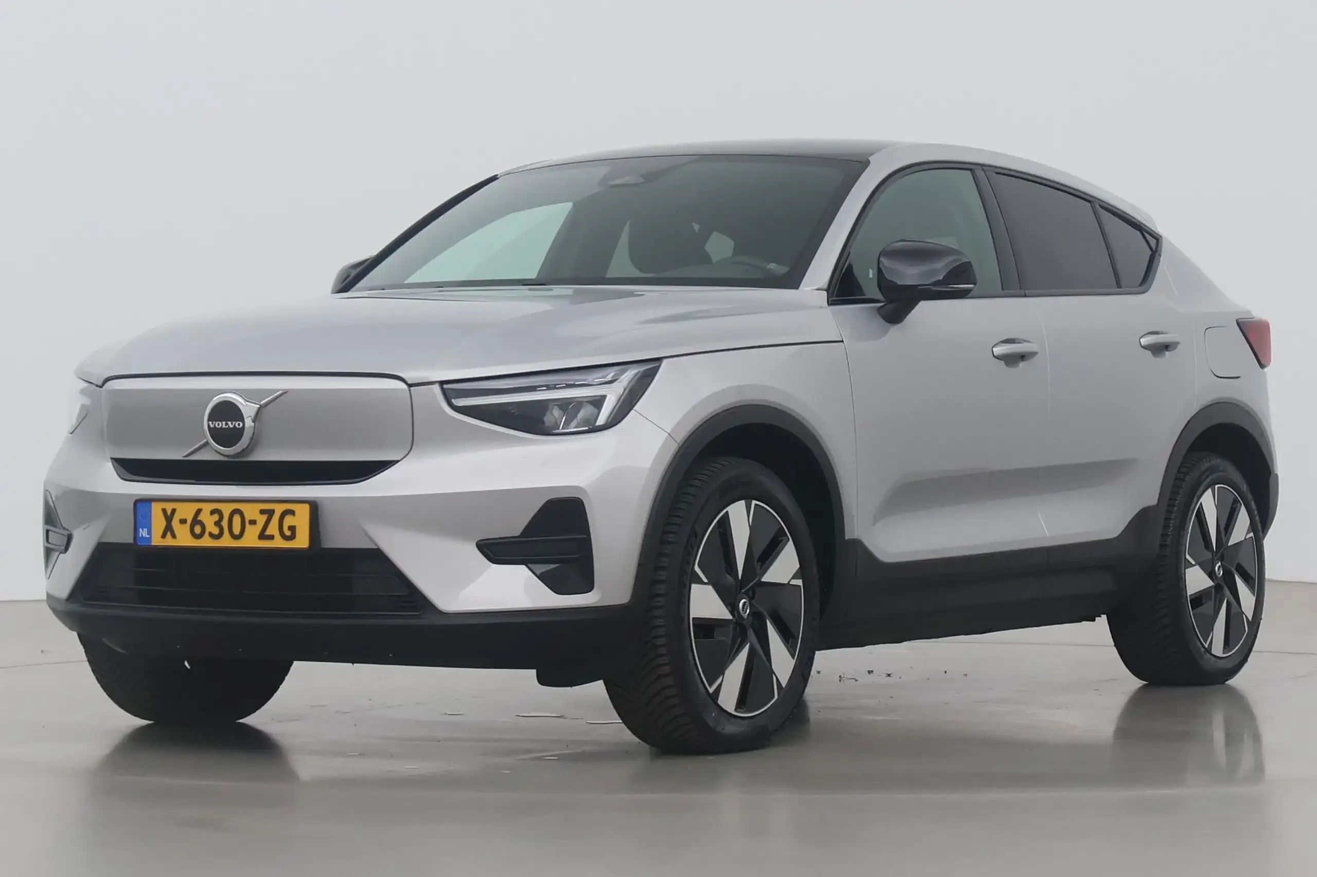 Volvo - C40