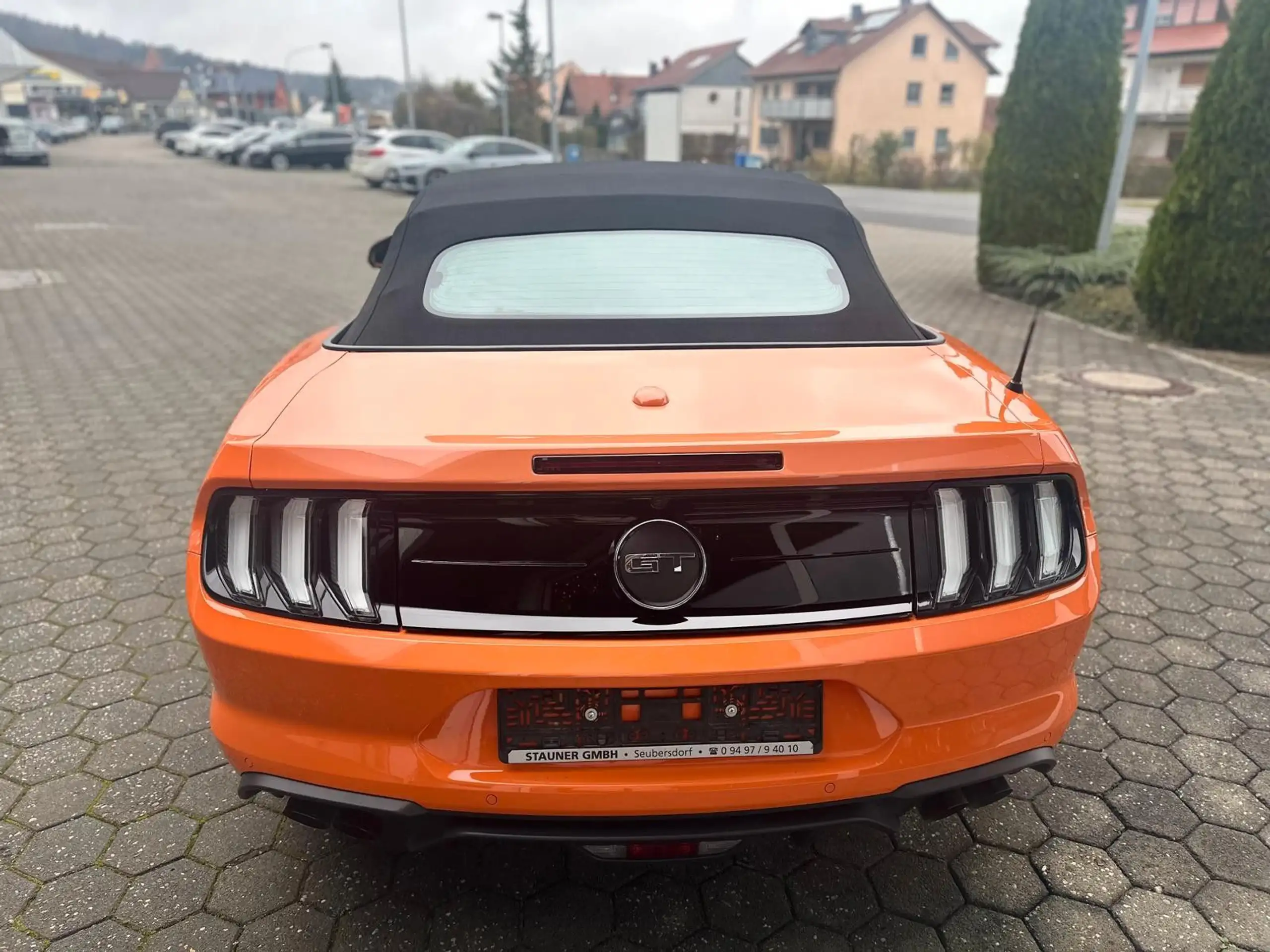 Ford - Mustang