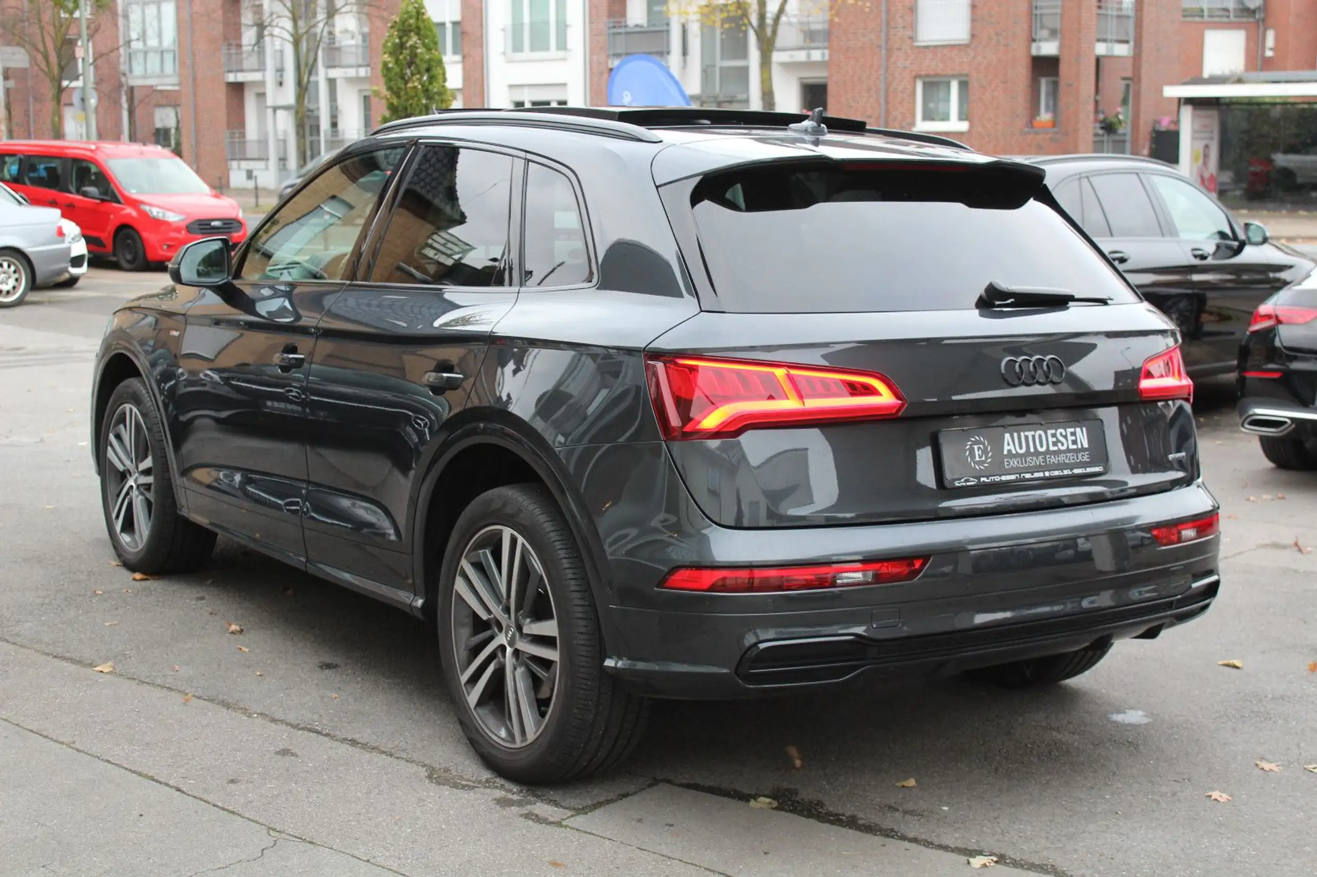 Audi - Q5