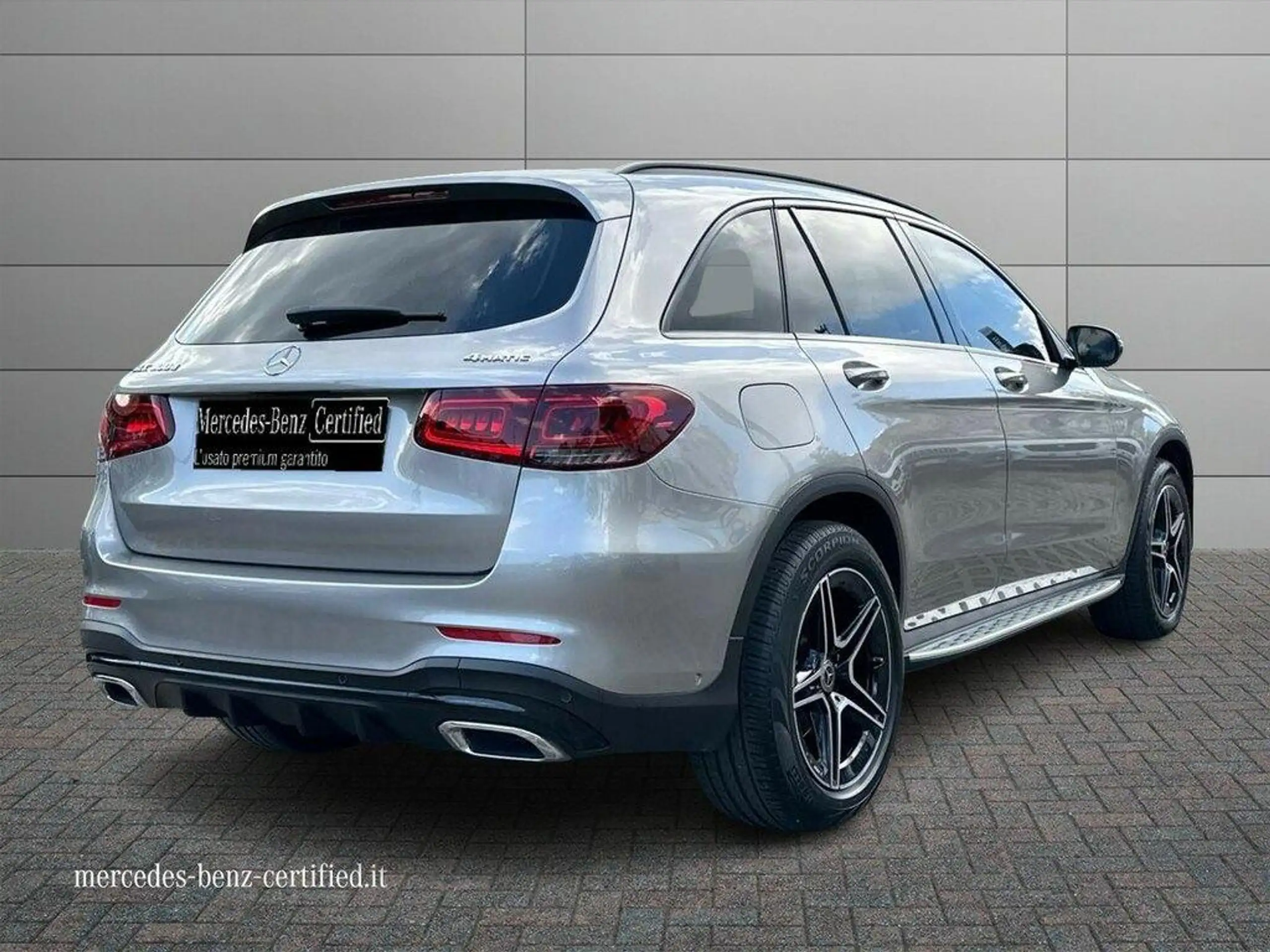 Mercedes-Benz - GLC 300