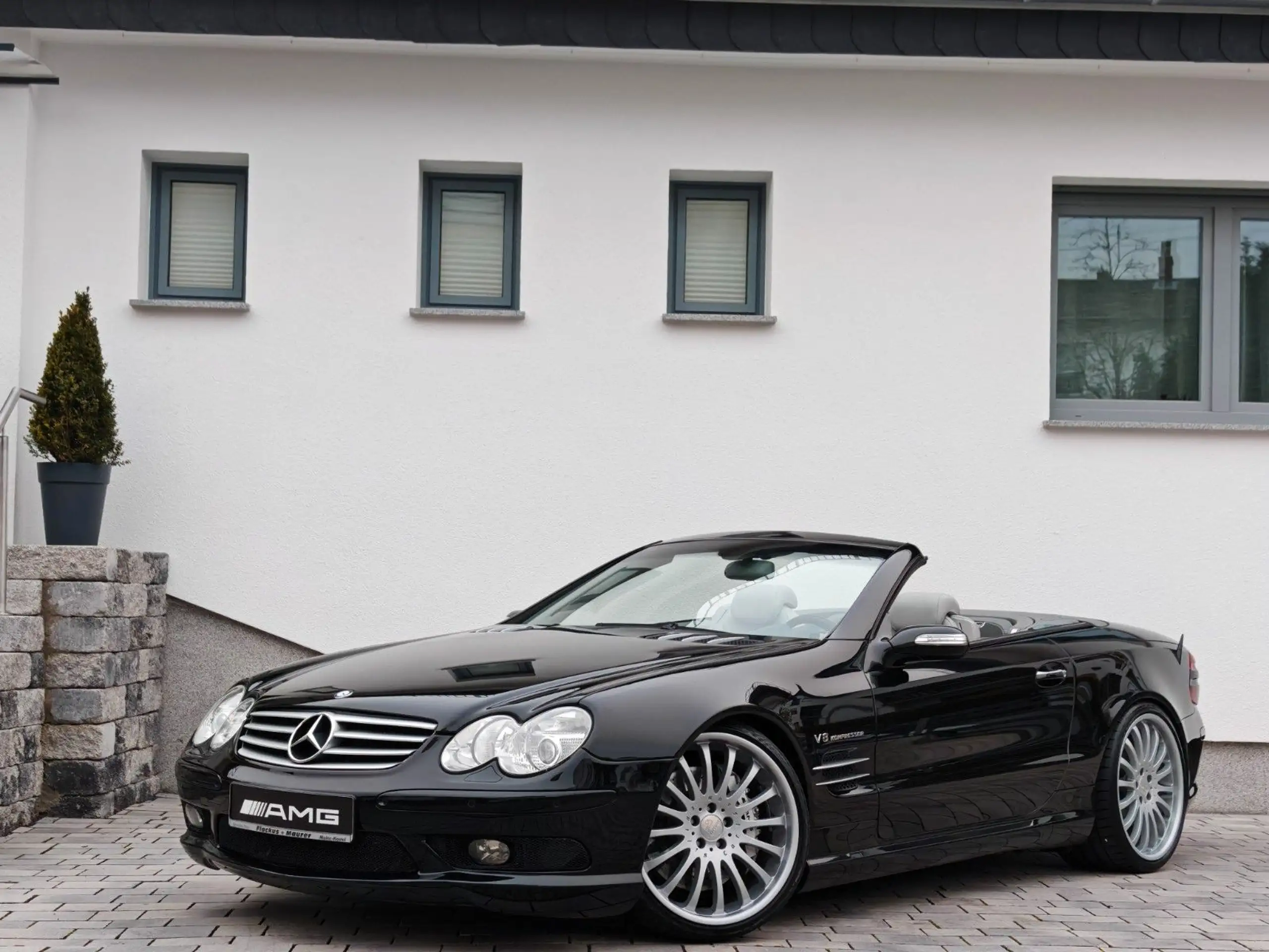 Mercedes-Benz - SL 55 AMG