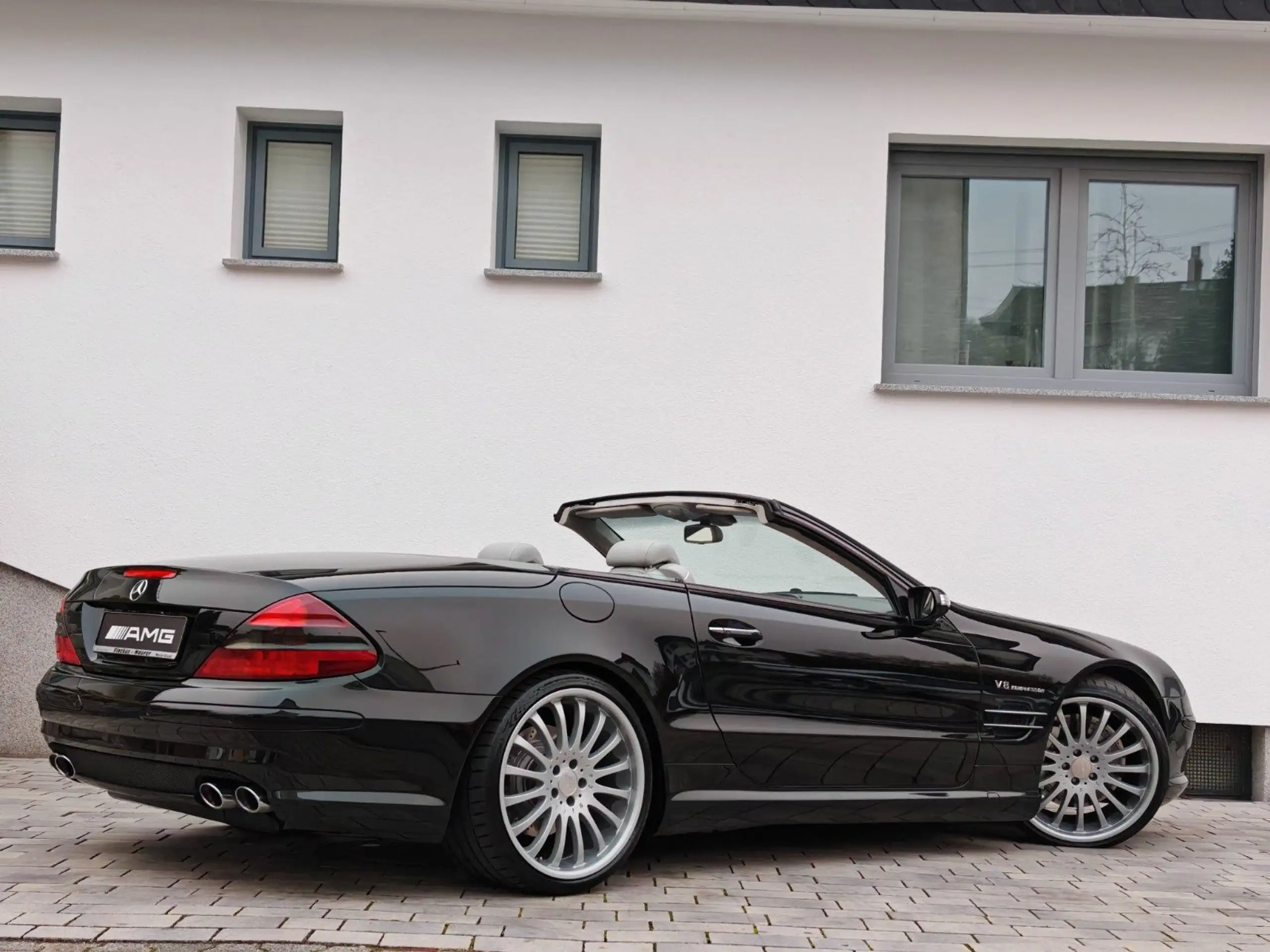 Mercedes-Benz - SL 55 AMG