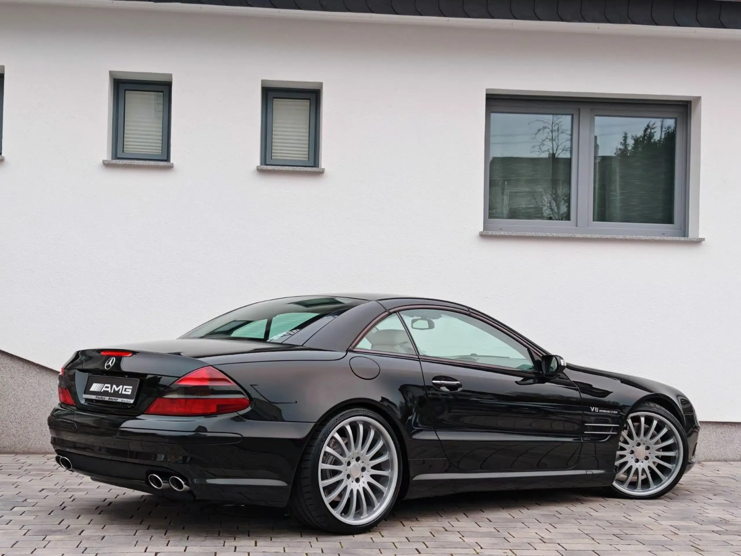 Mercedes-Benz - SL 55 AMG