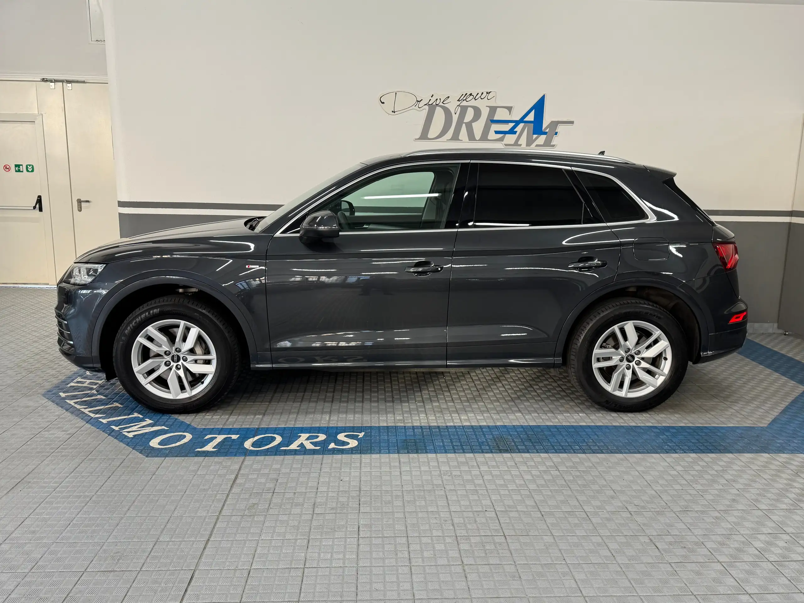 Audi - Q5