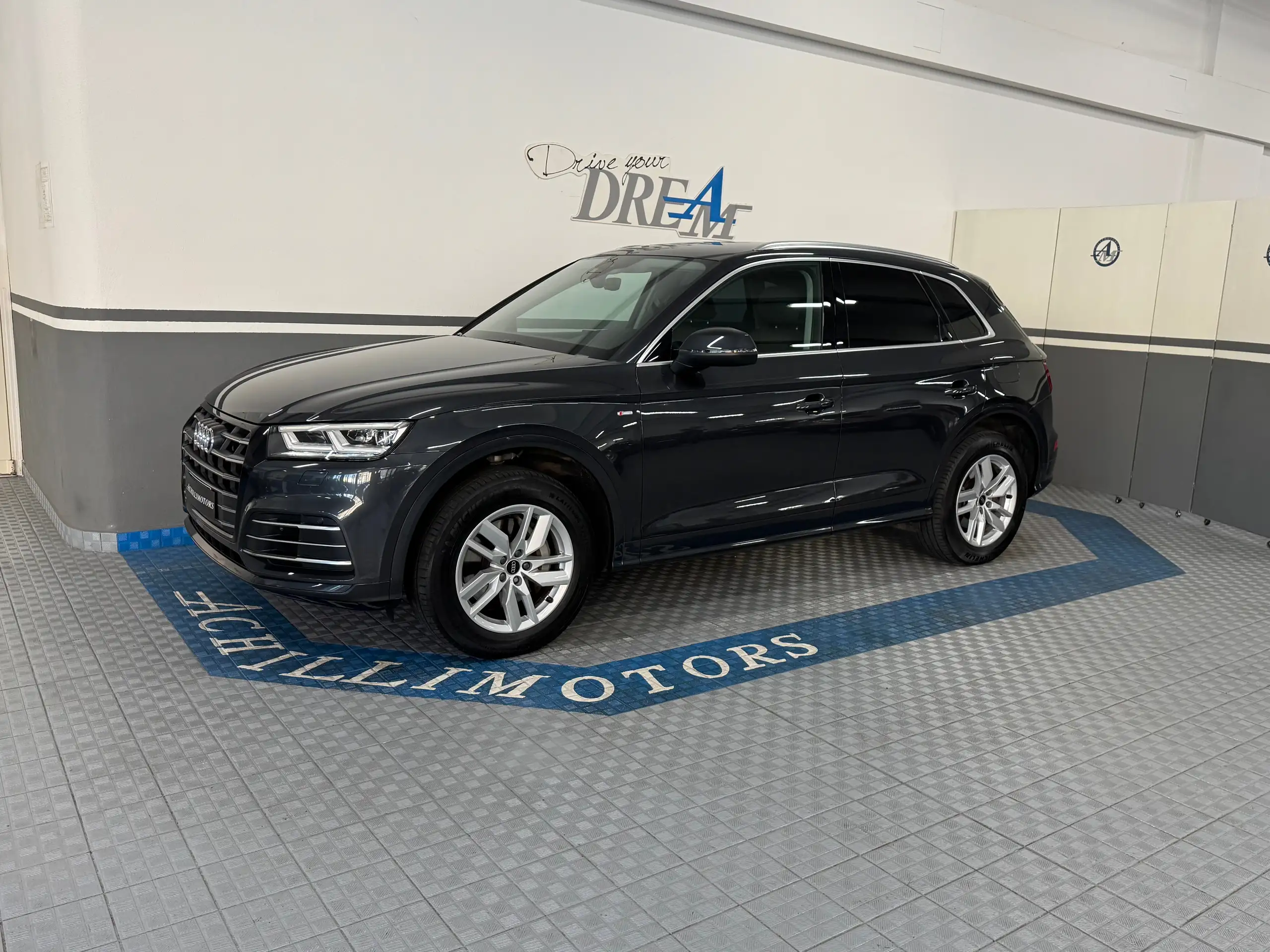 Audi - Q5