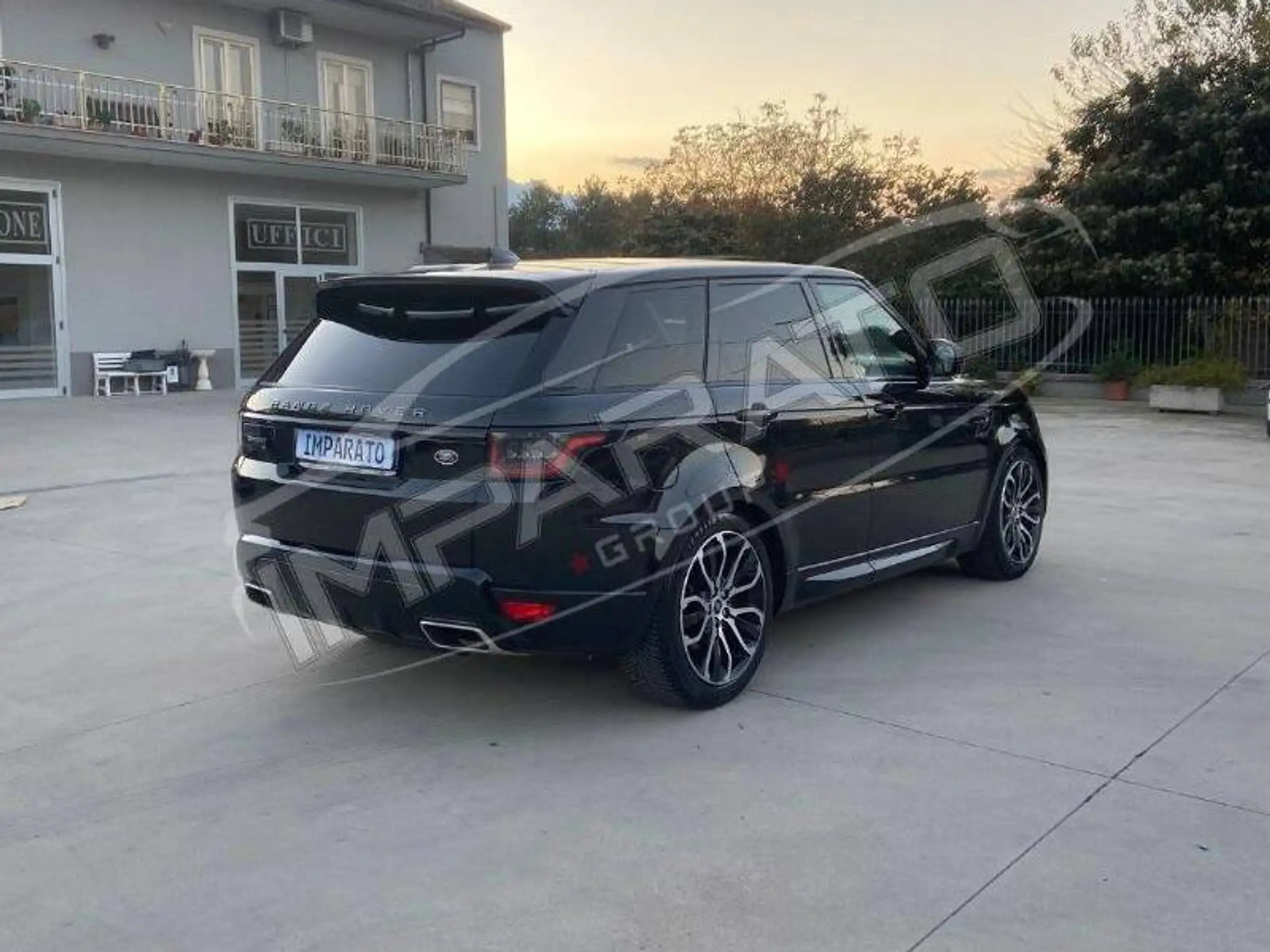 Land Rover - Range Rover Sport