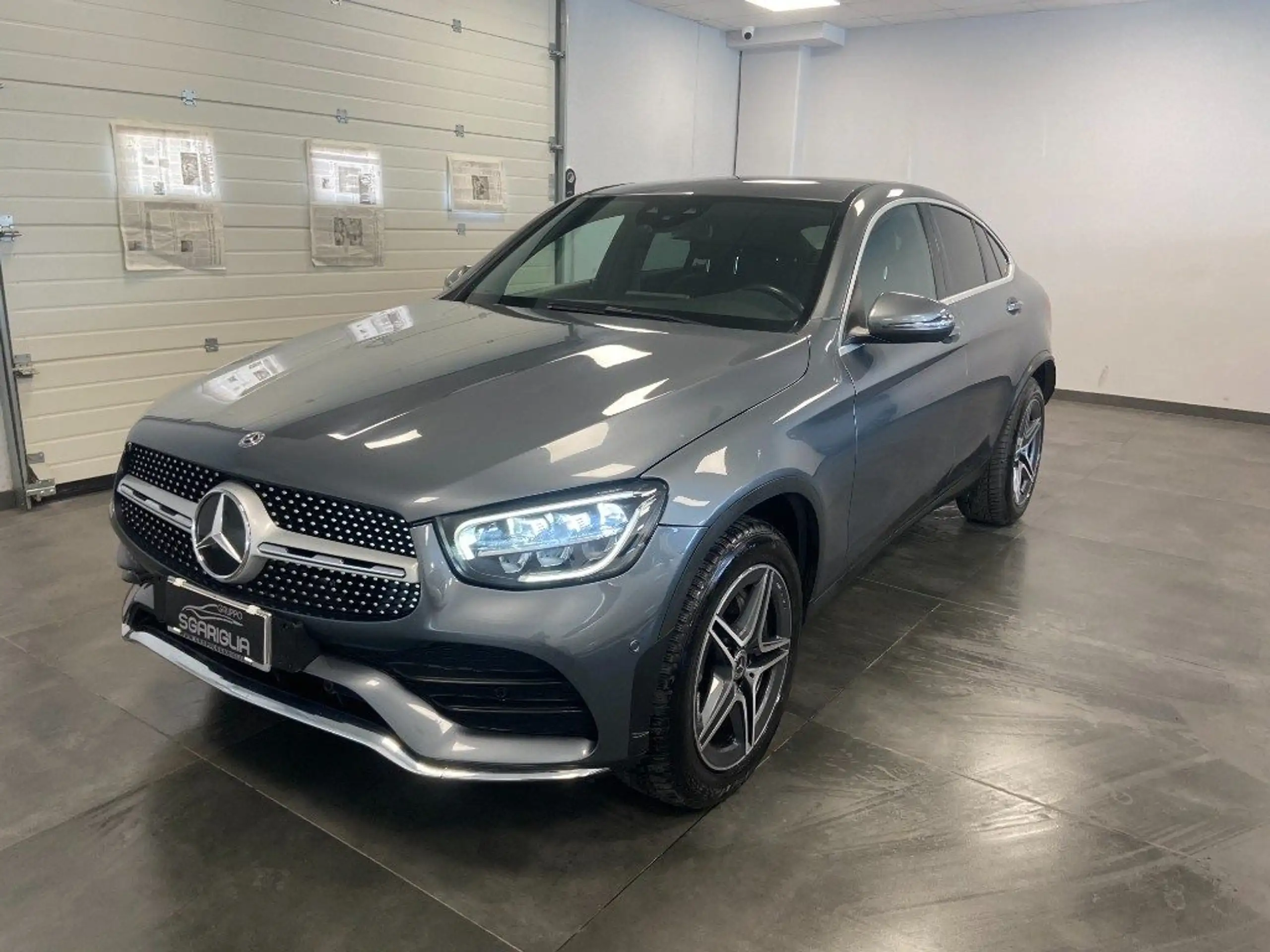 Mercedes-Benz - GLC 200