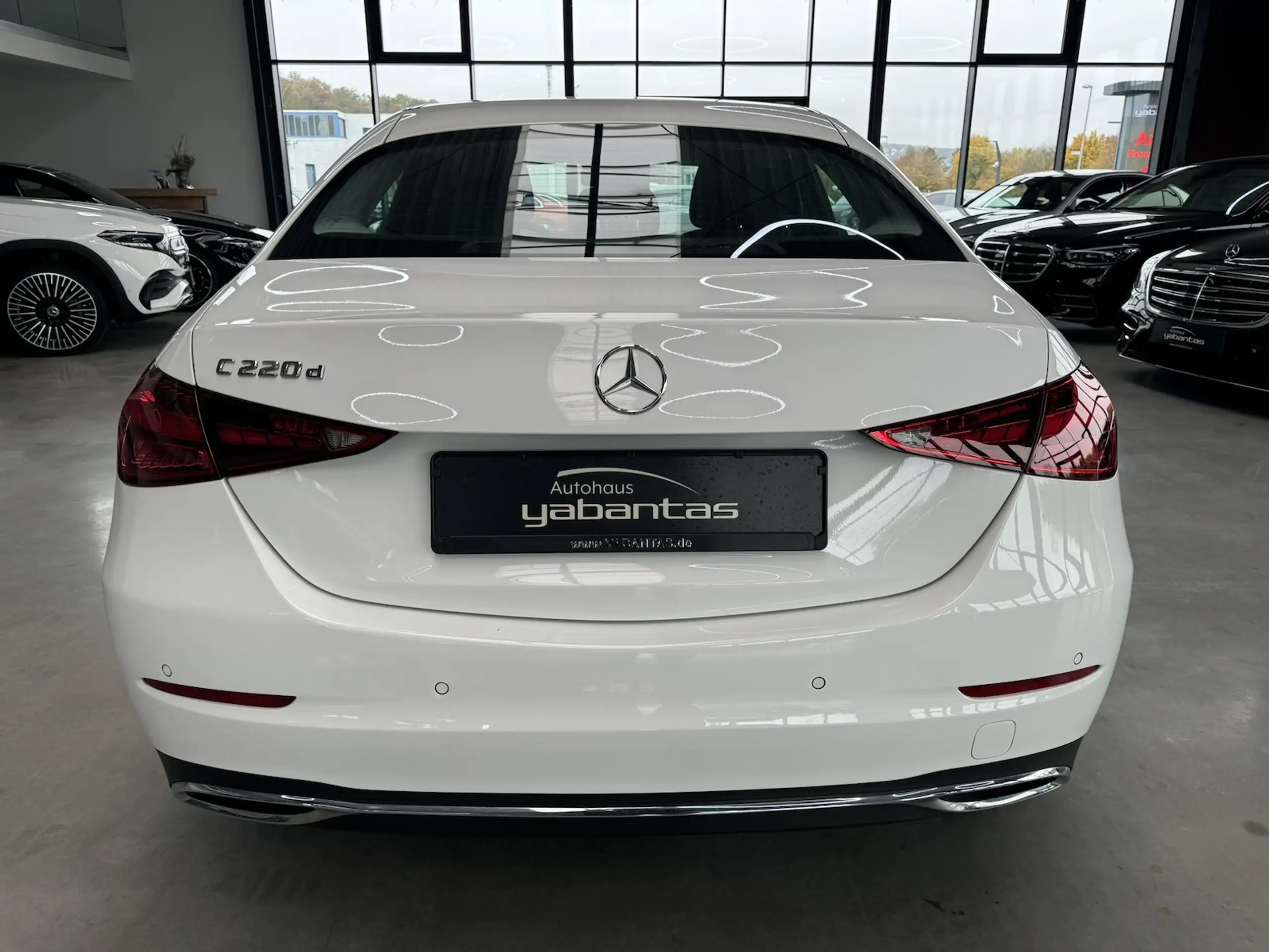 Mercedes-Benz - C 220