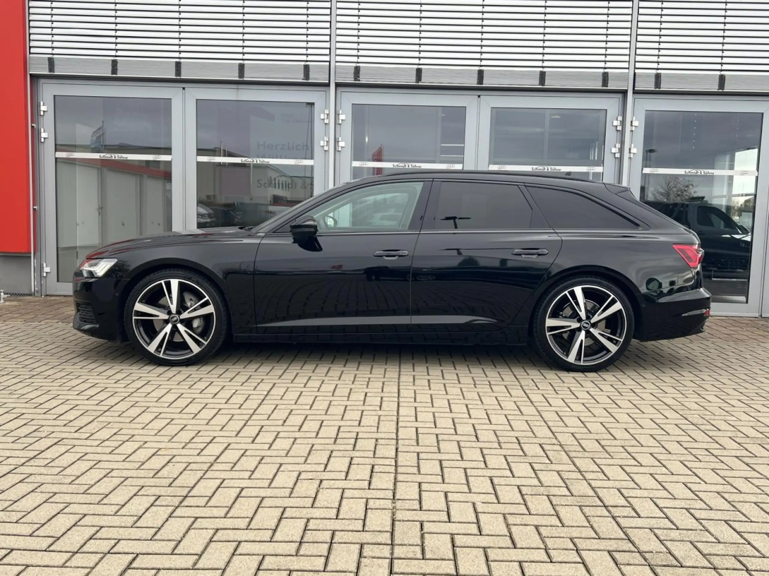 Audi - A6