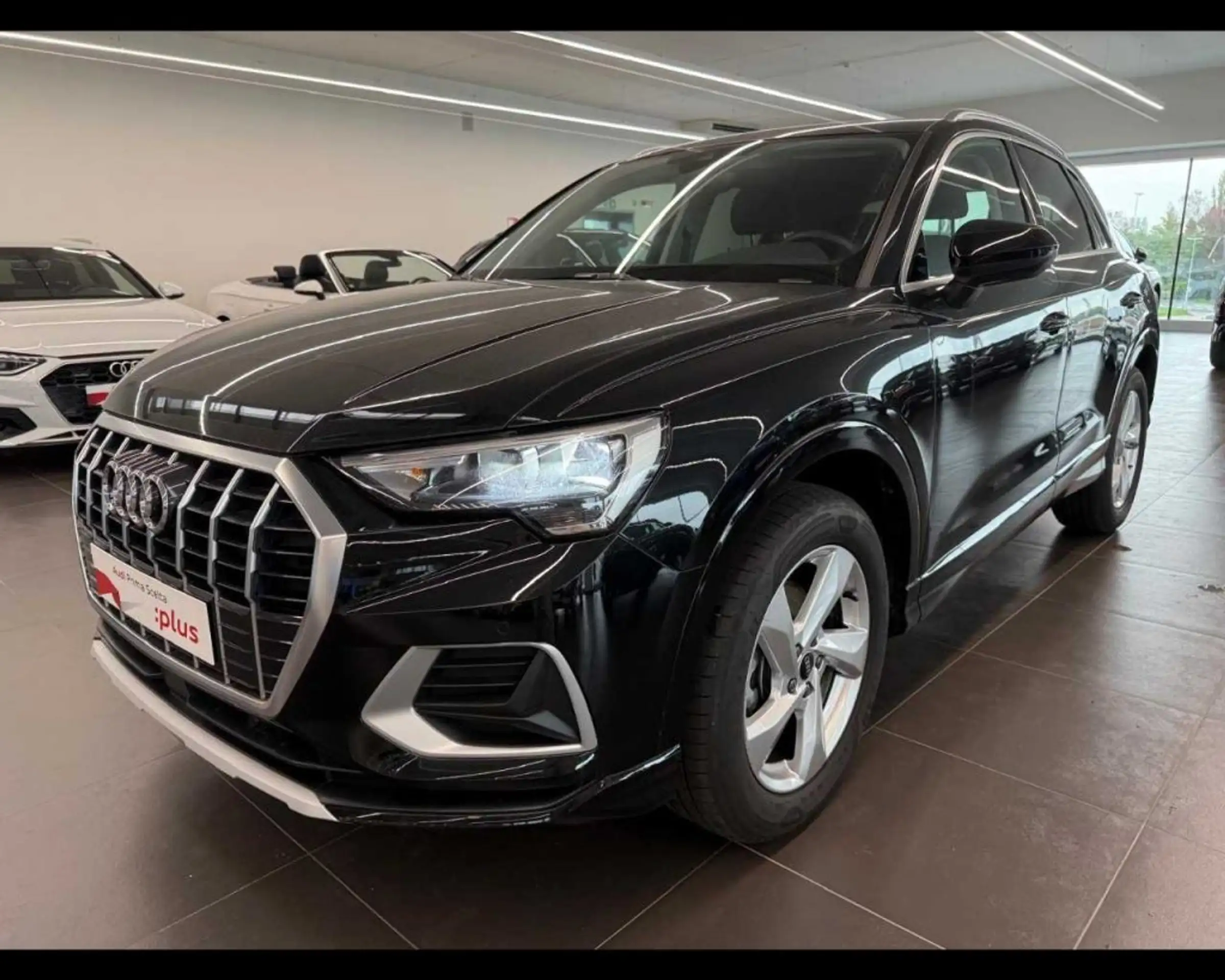 Audi - Q3