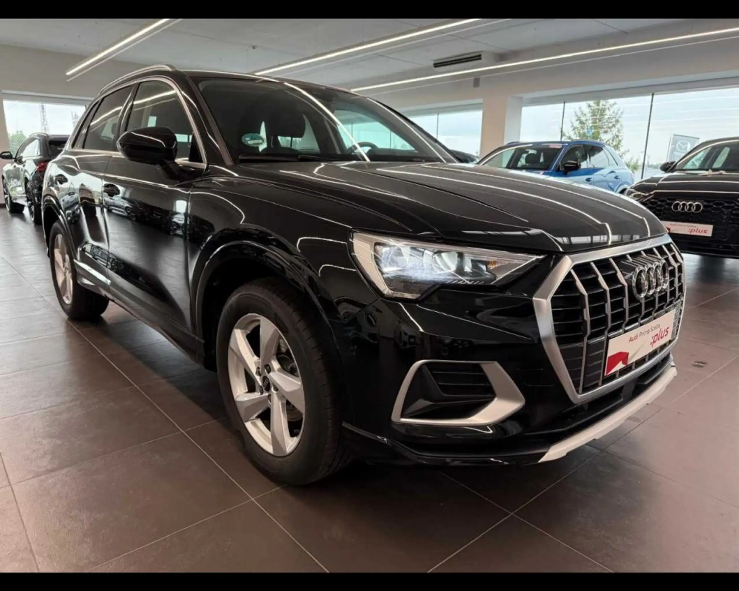 Audi - Q3