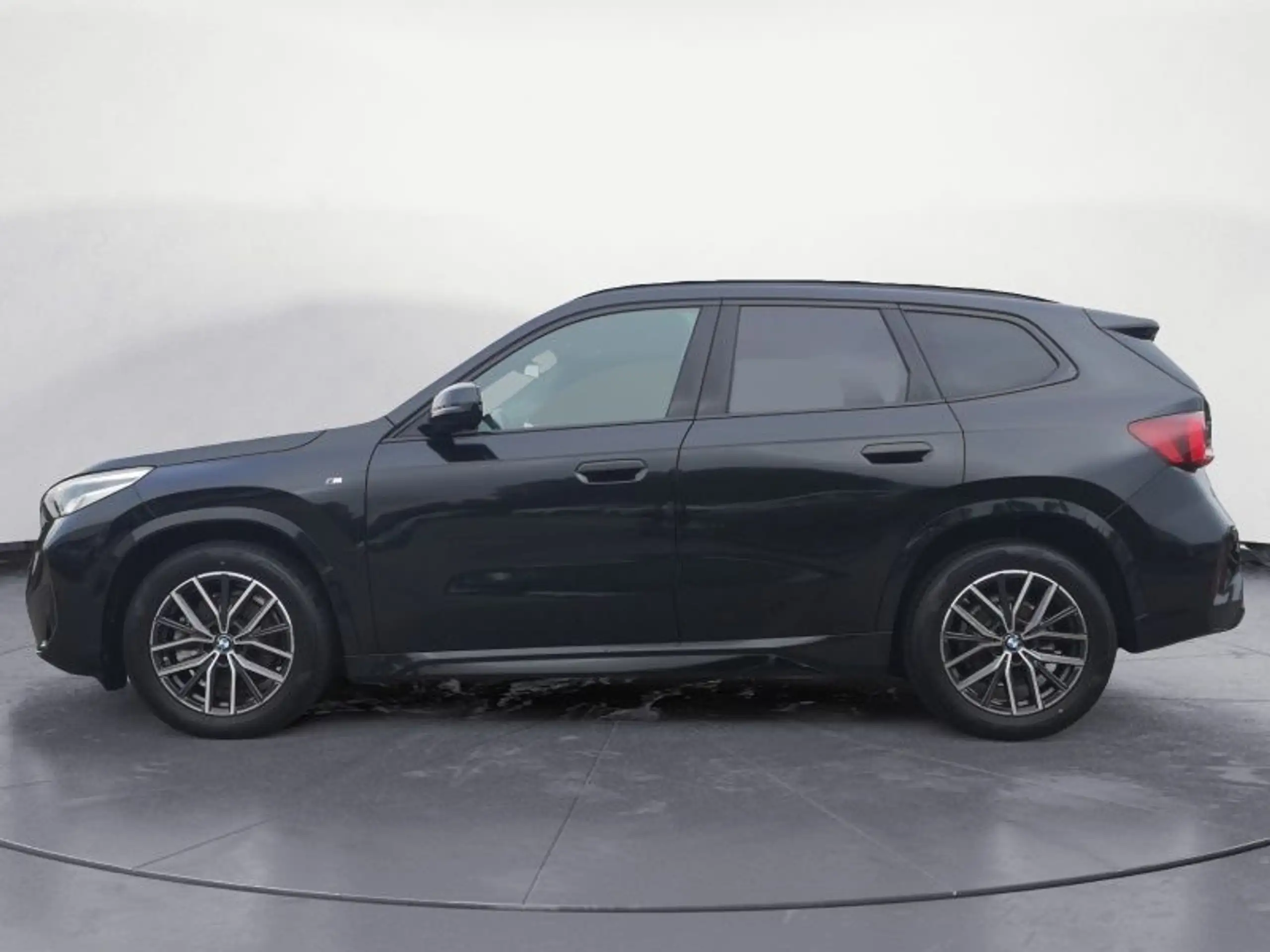 BMW - X1