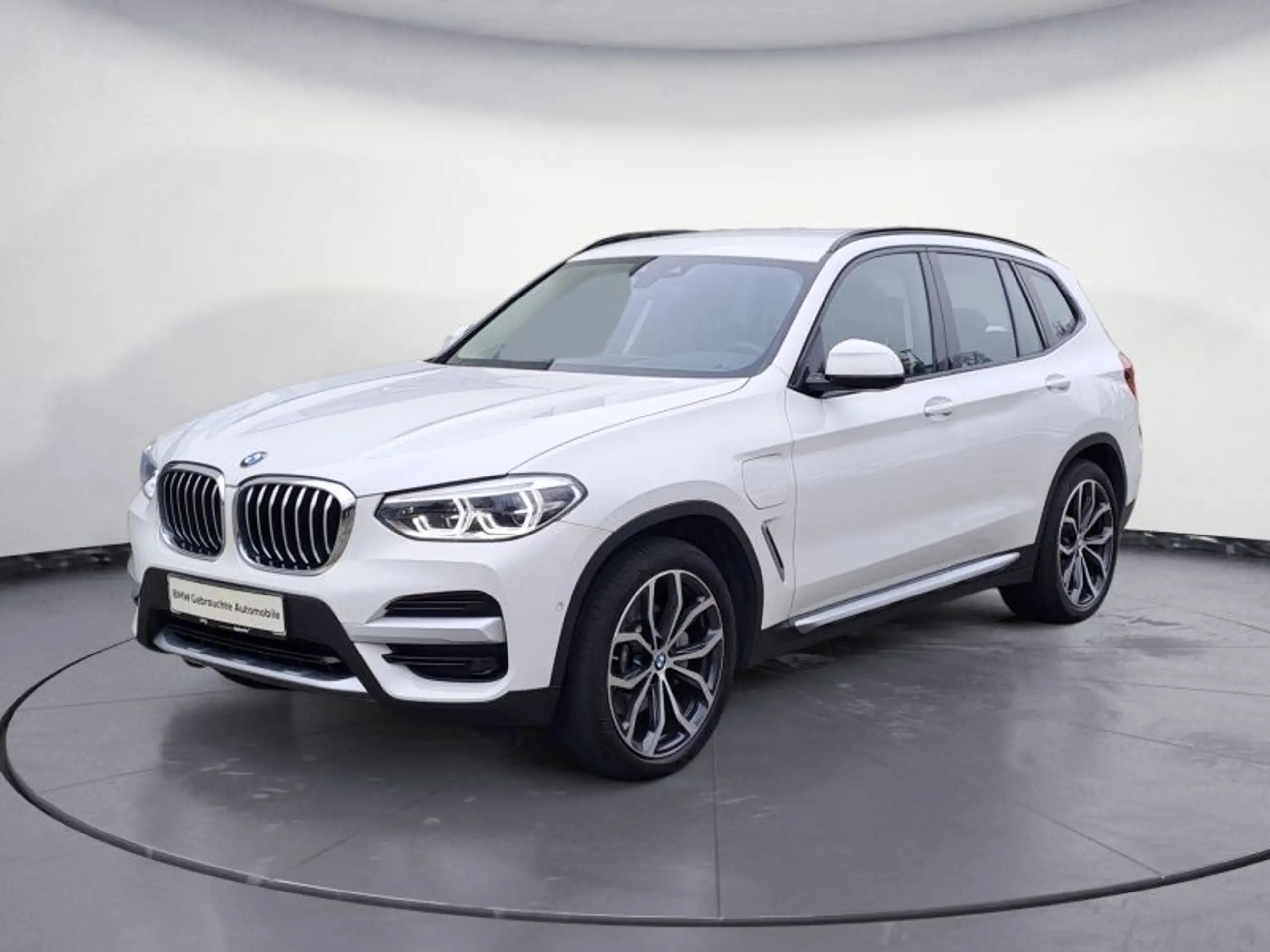 BMW - X3