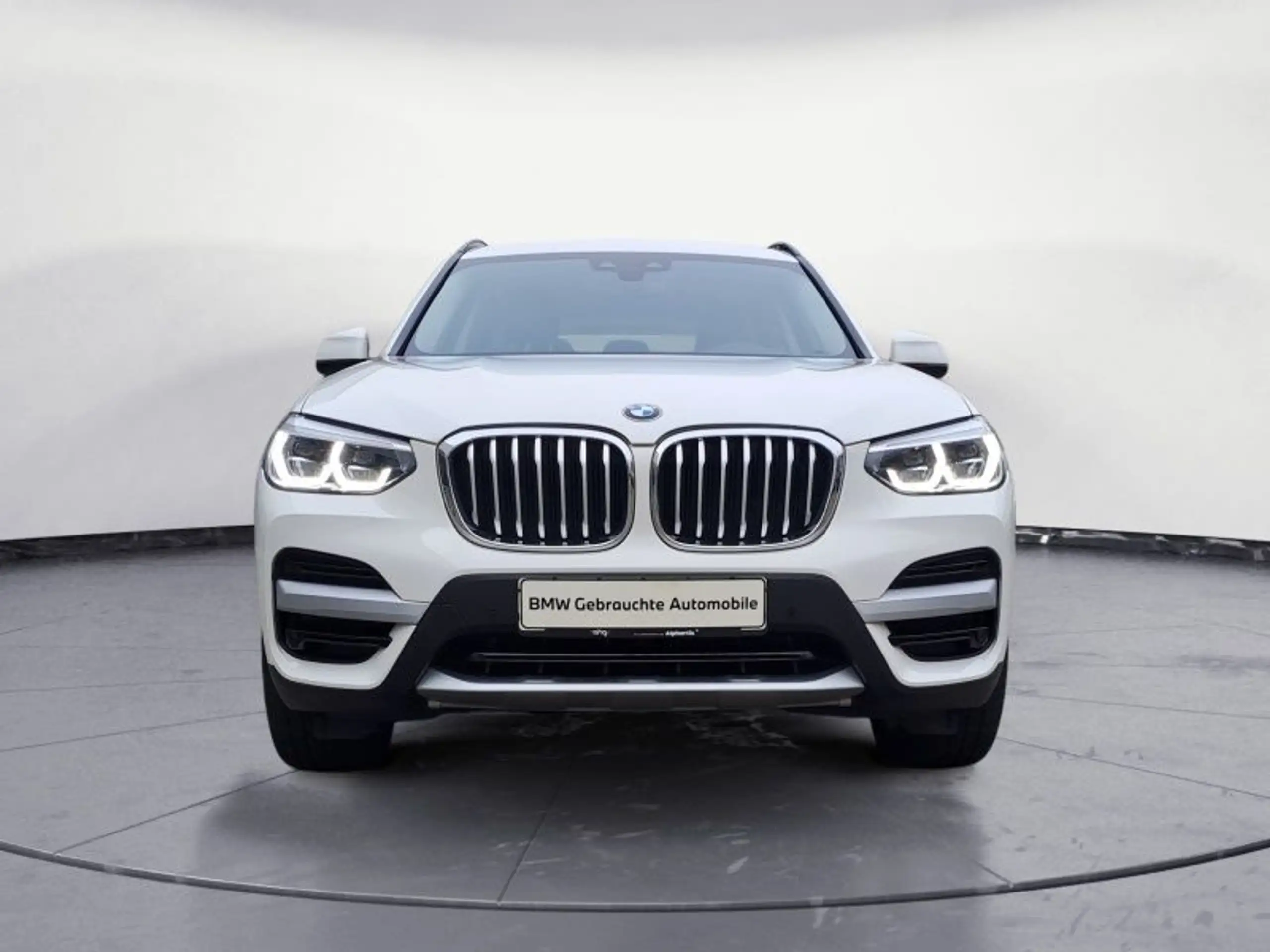 BMW - X3