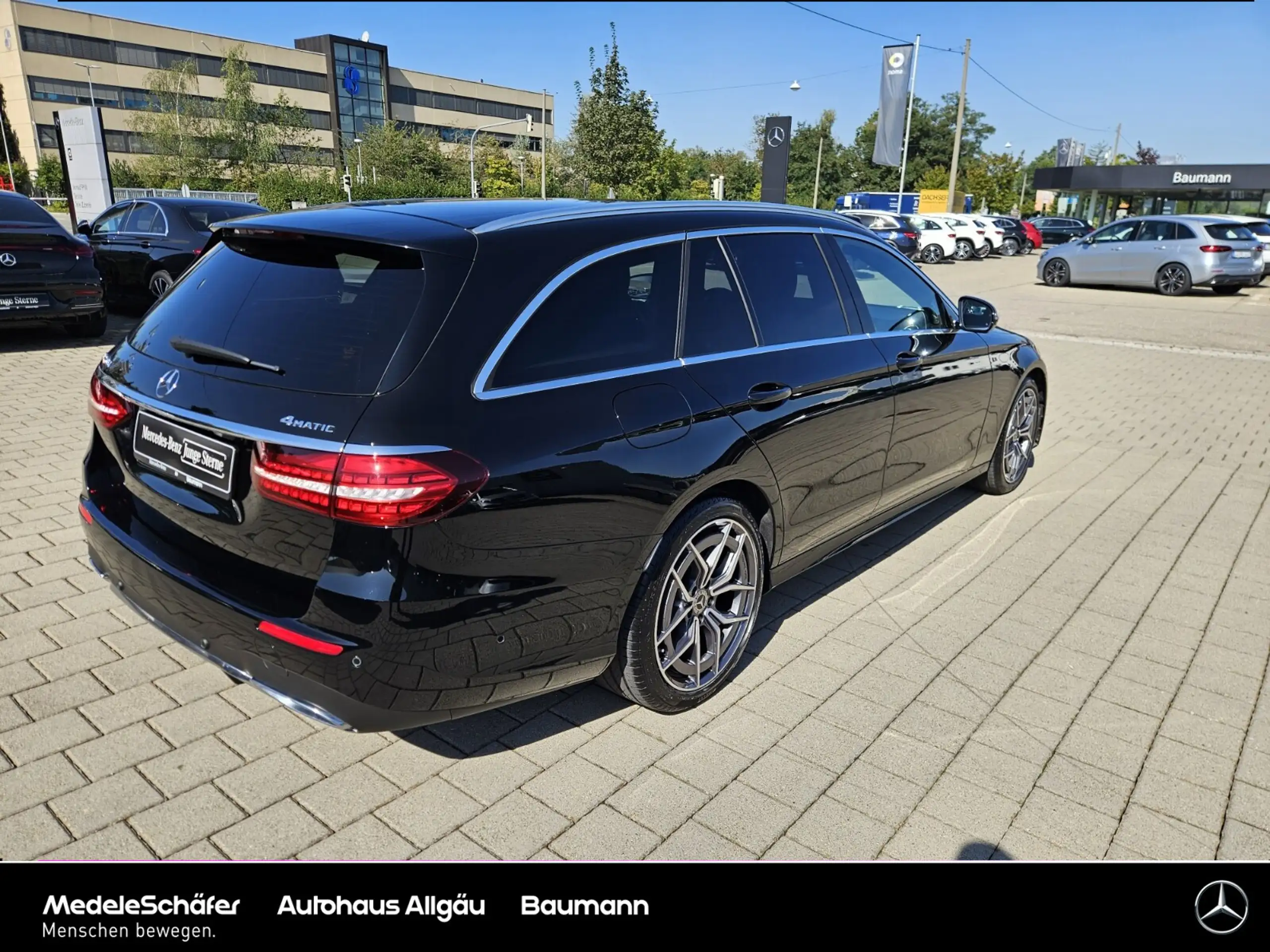 Mercedes-Benz - E 220