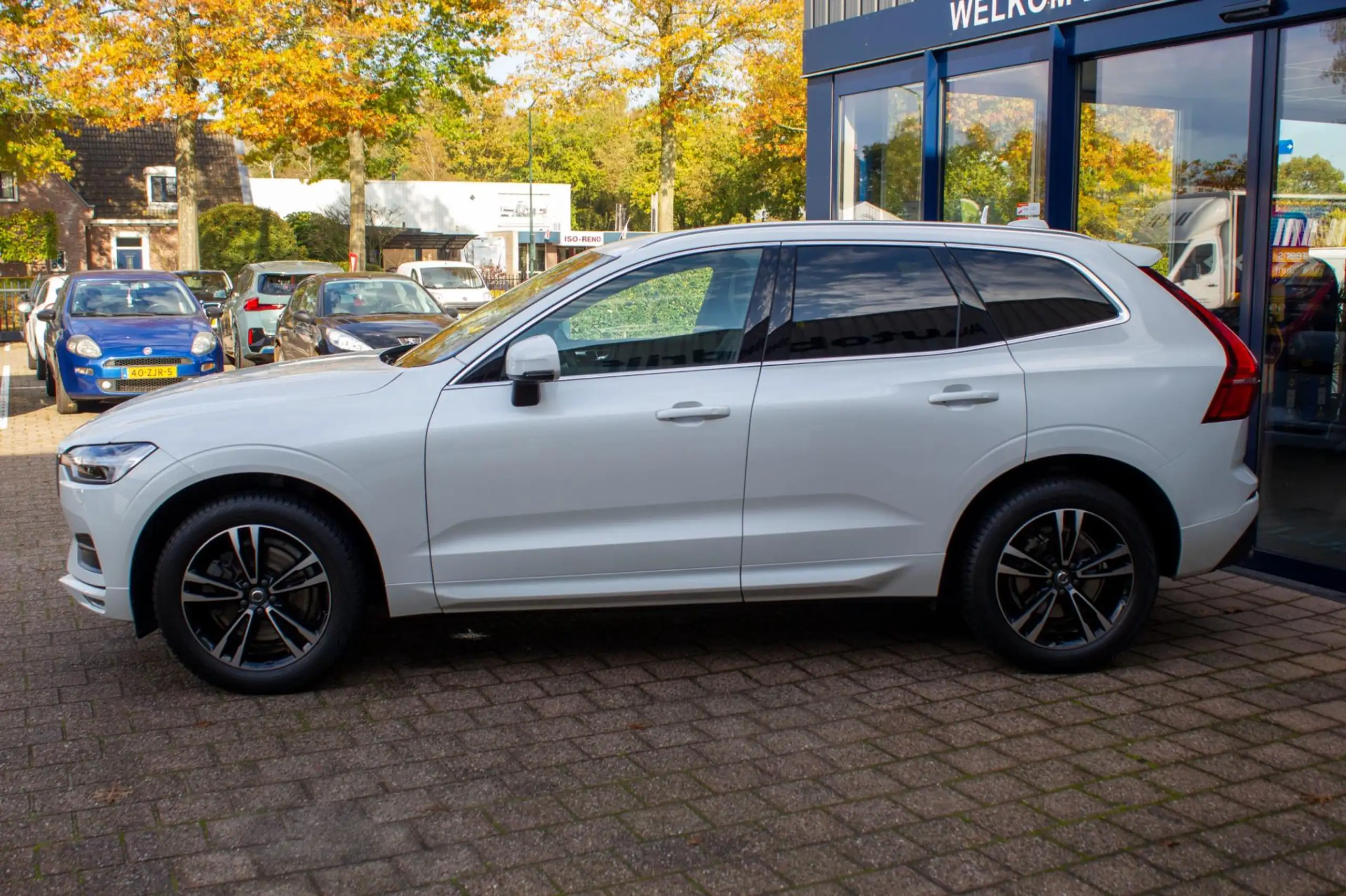 Volvo - XC60