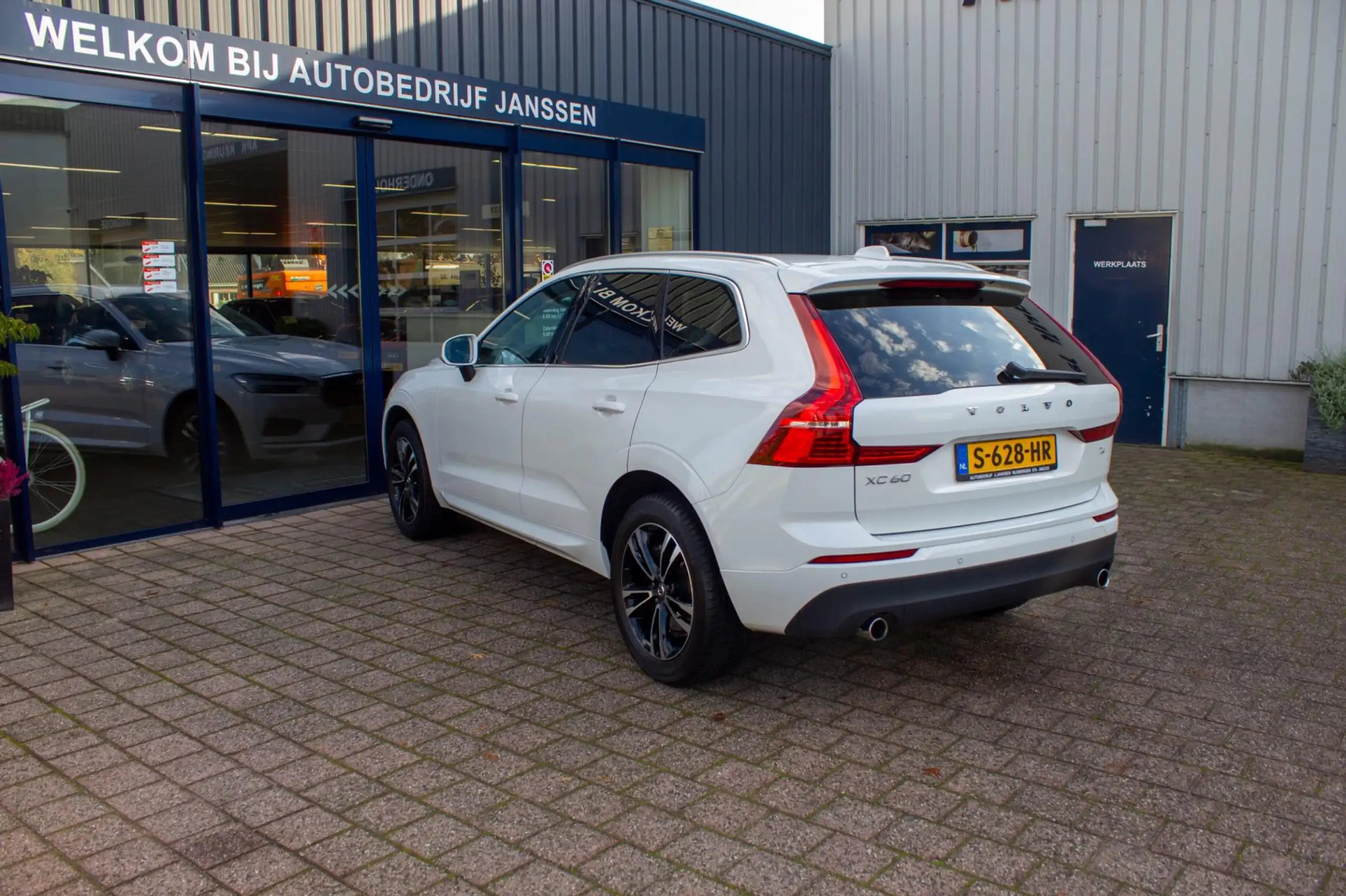 Volvo - XC60