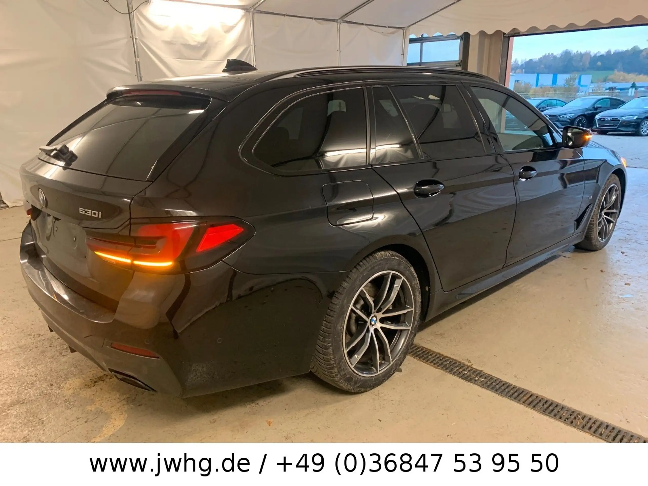 BMW - 530