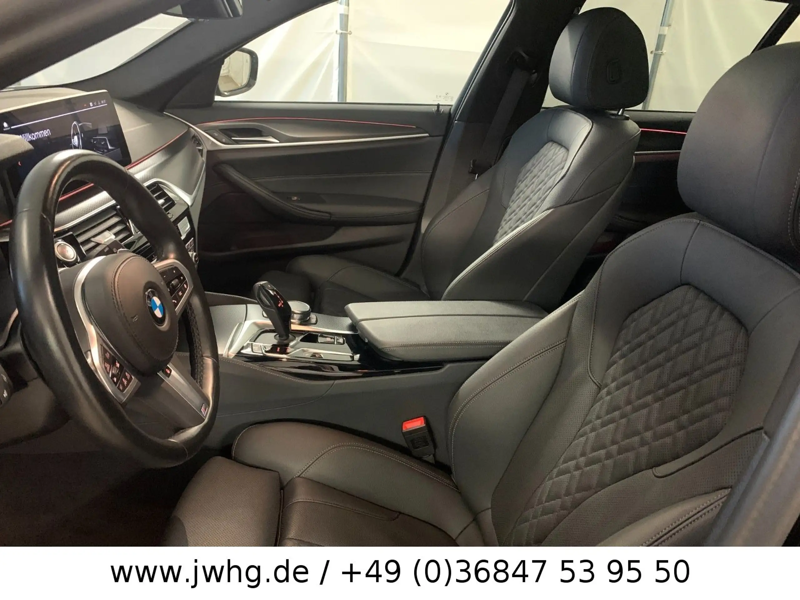 BMW - 530