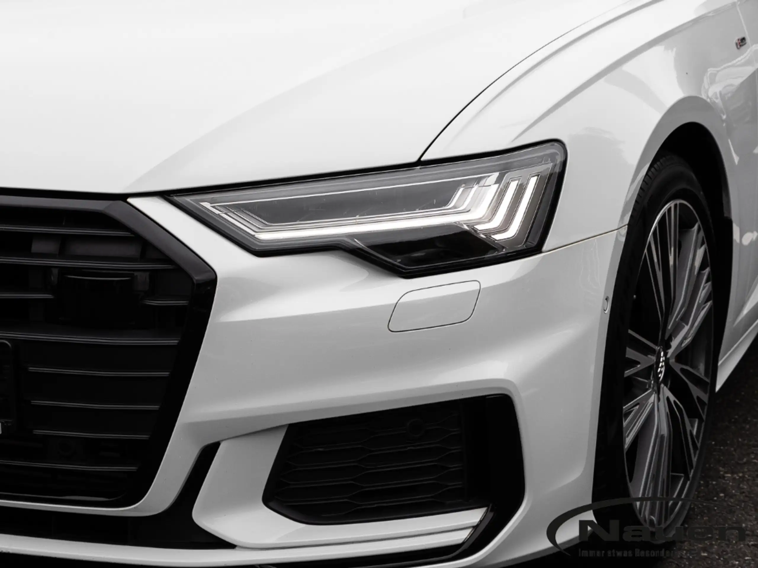 Audi - A6