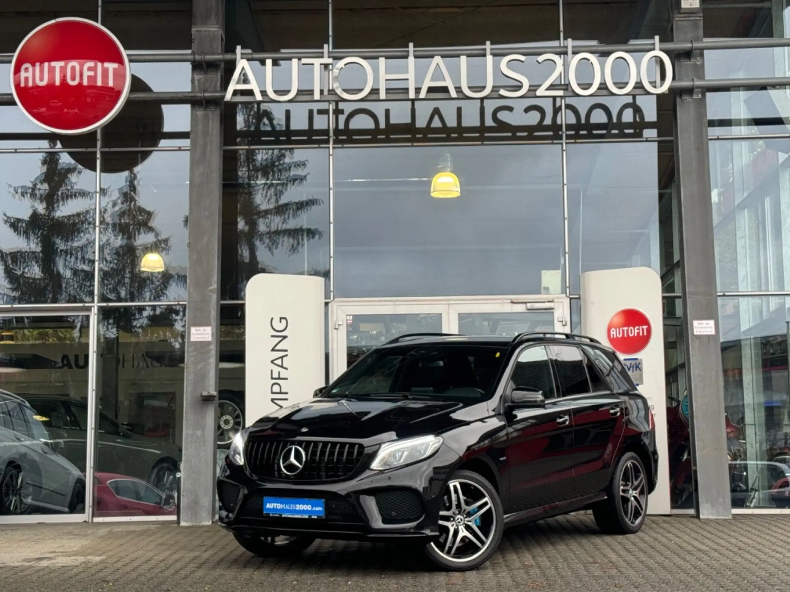 Mercedes-Benz - GLE 500