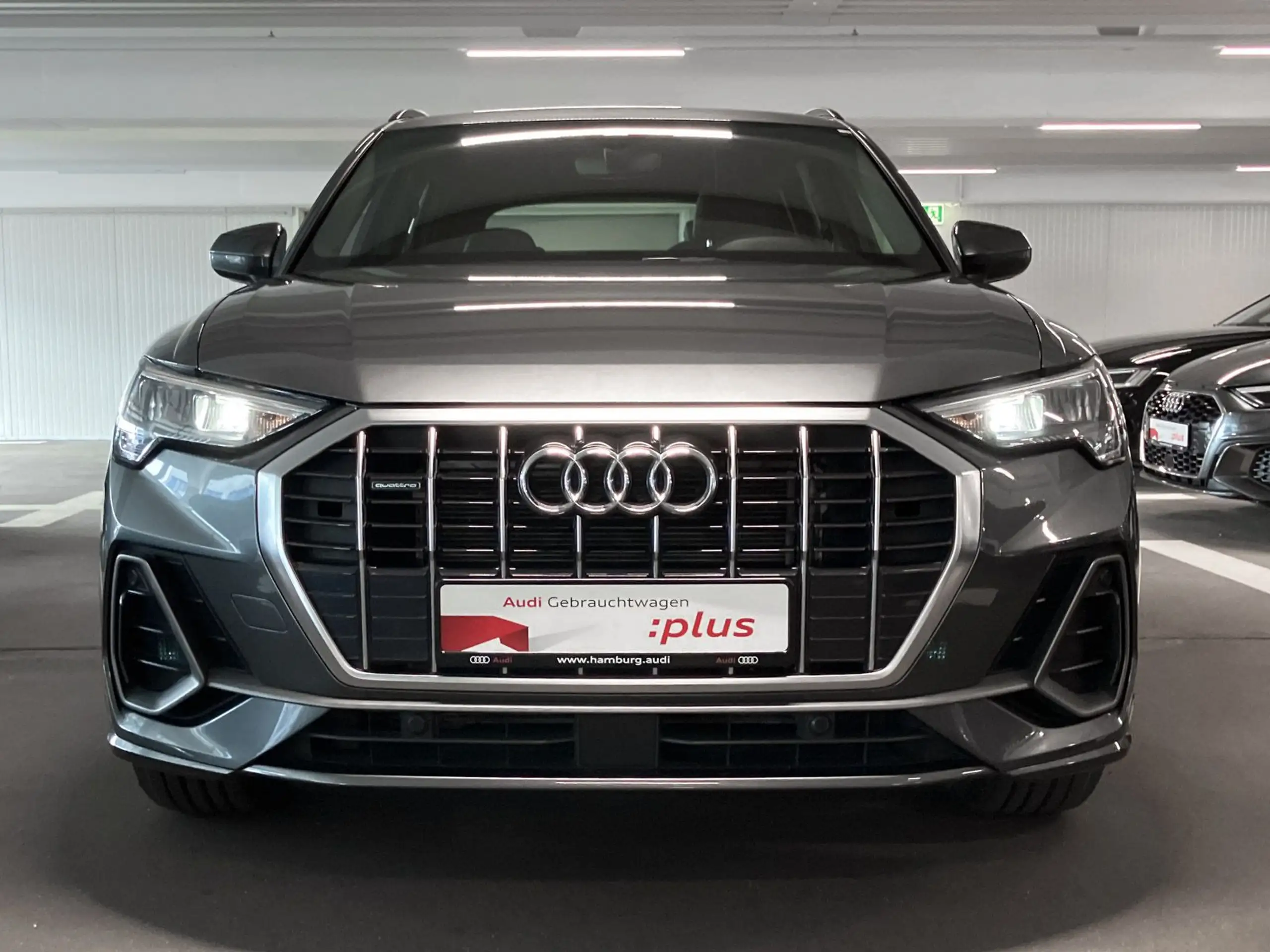 Audi - Q3