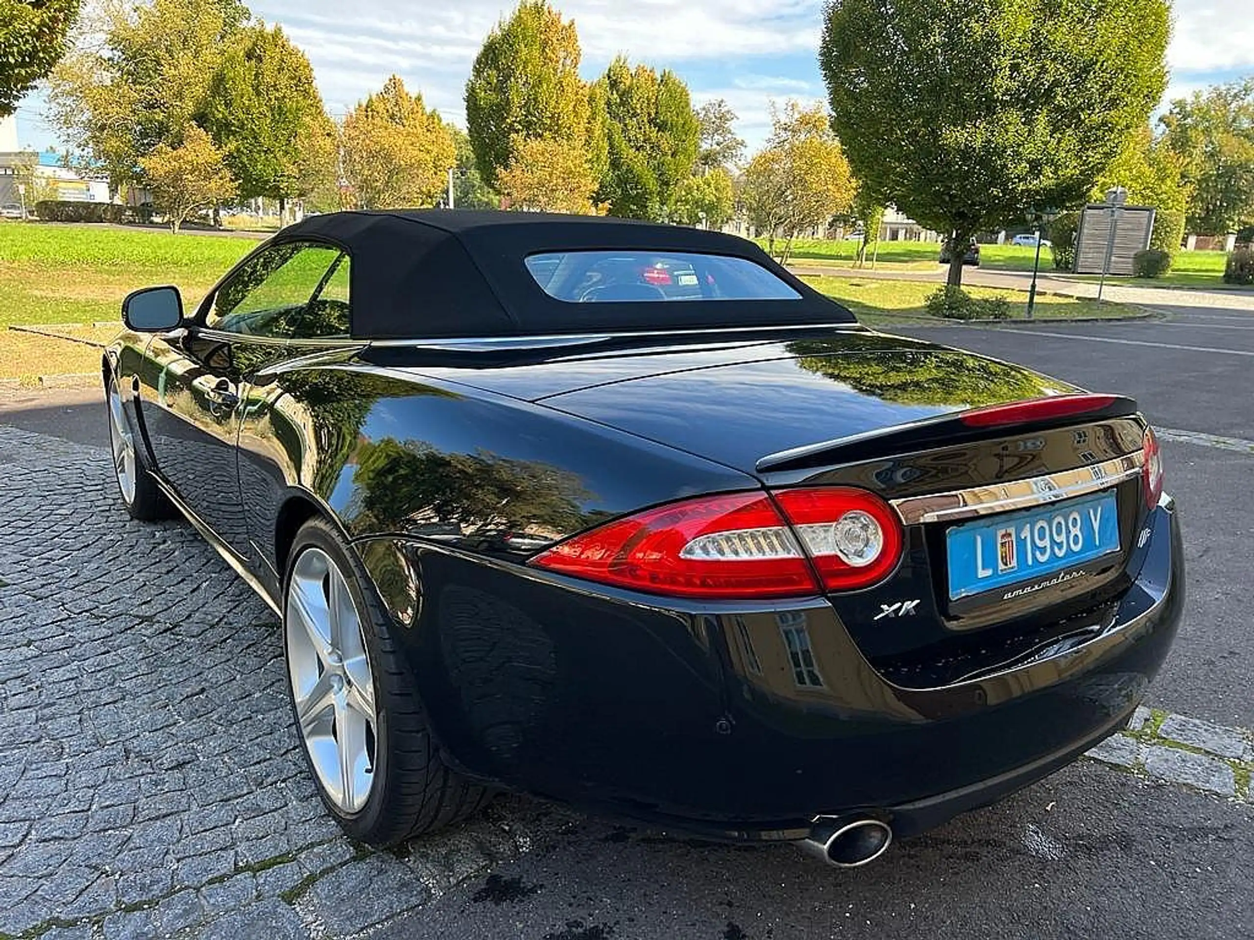 Jaguar - XK