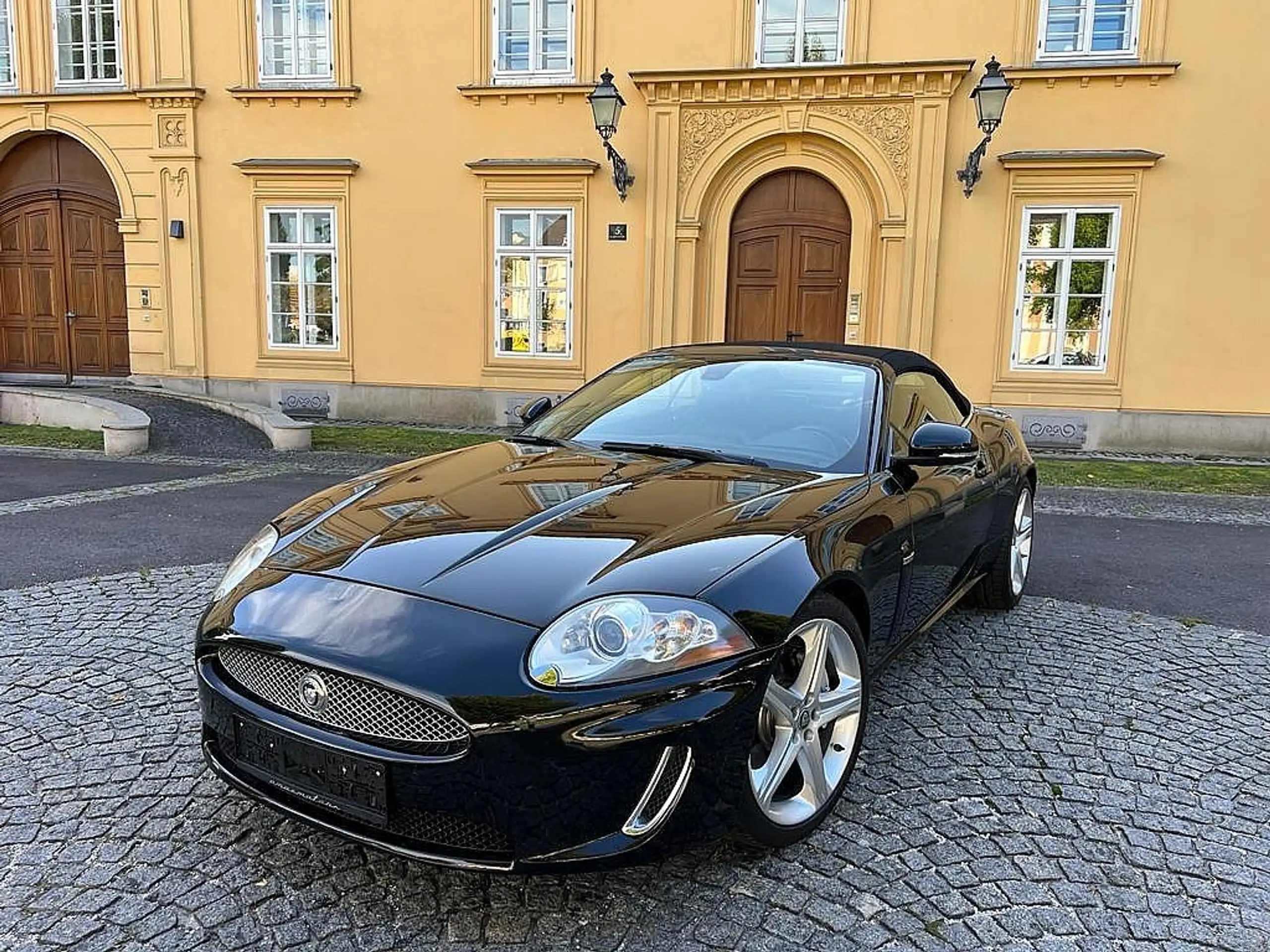 Jaguar - XK