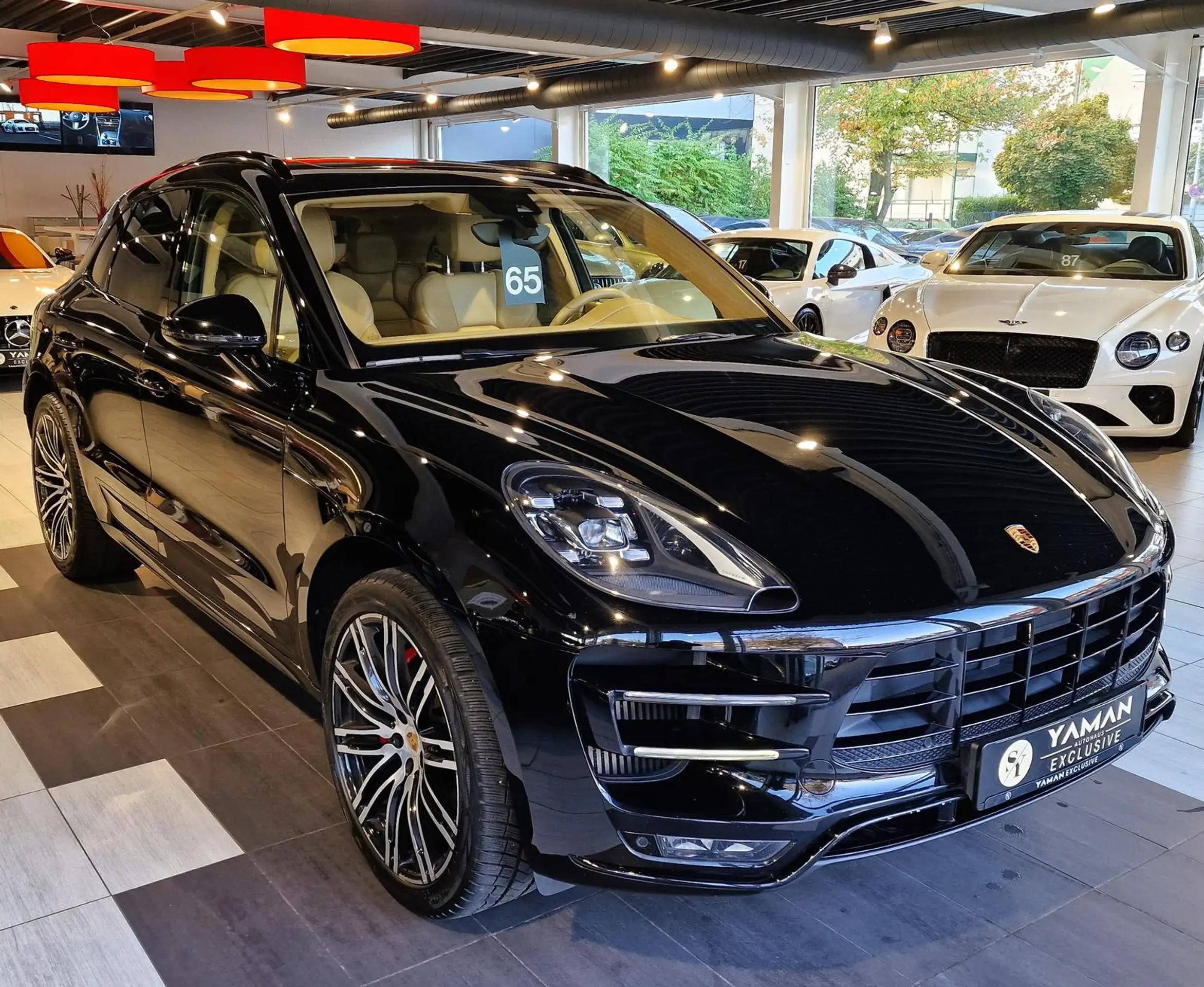 Porsche - Macan