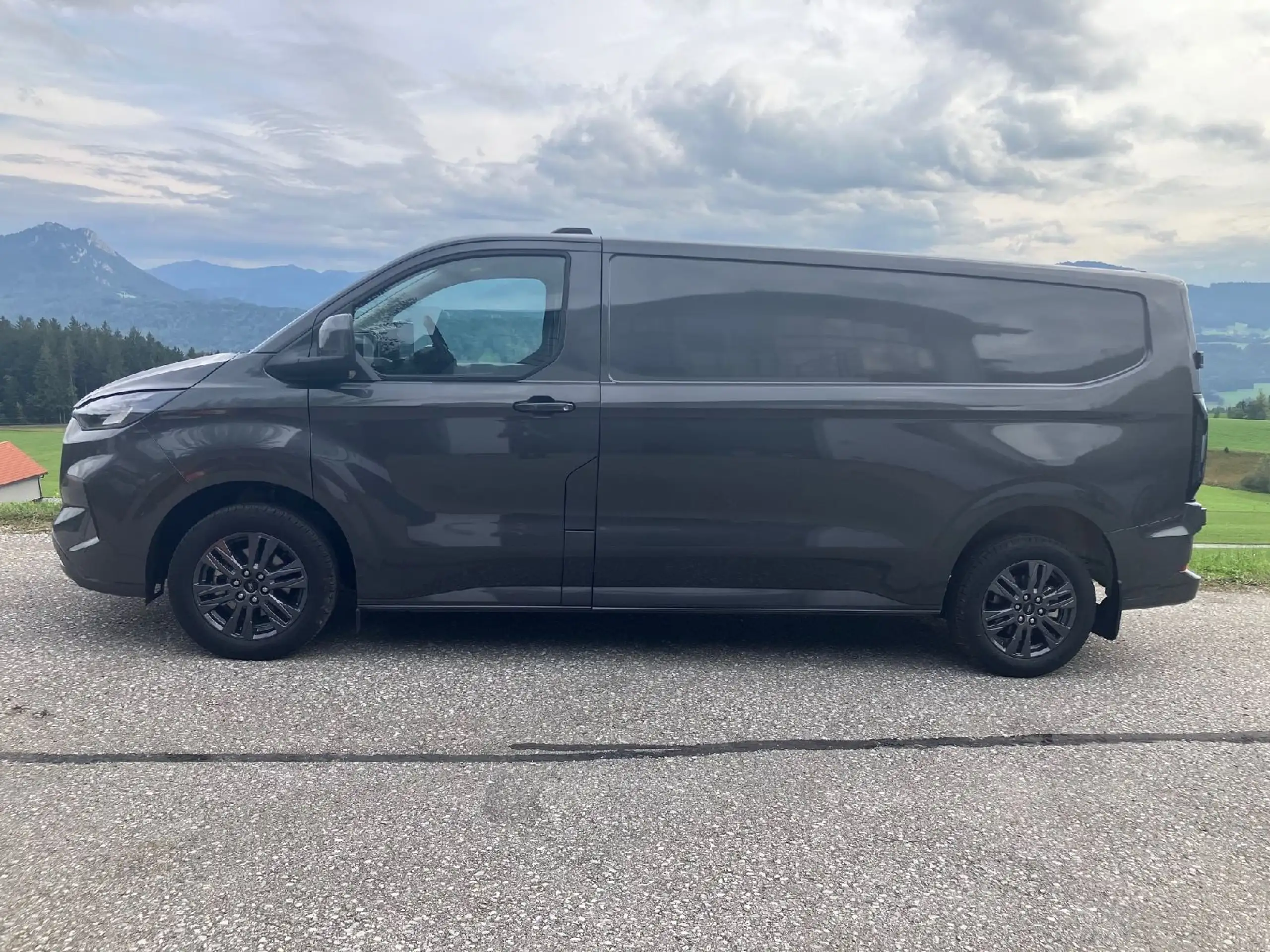 Ford - Transit Custom