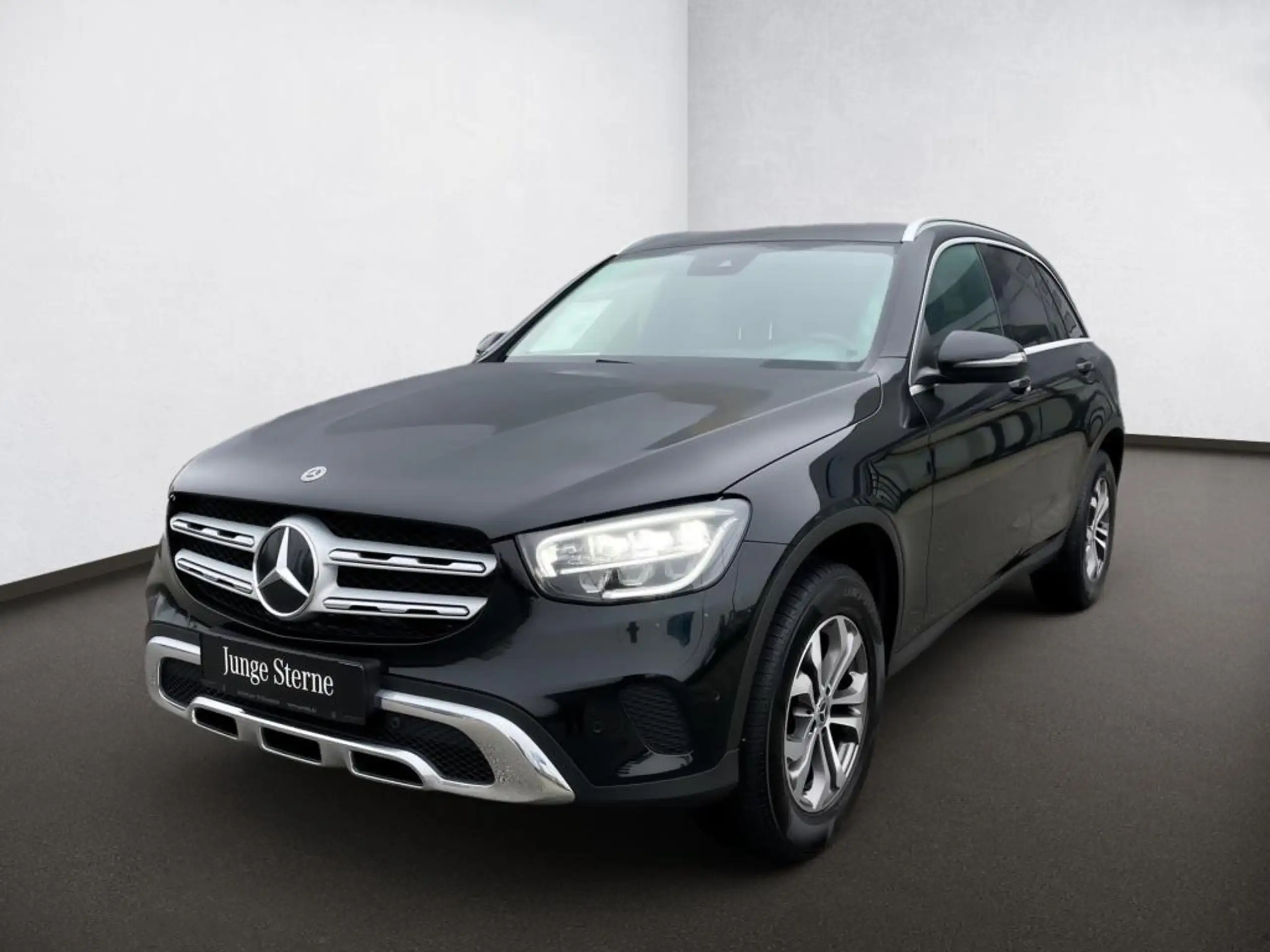 Mercedes-Benz - GLC 200