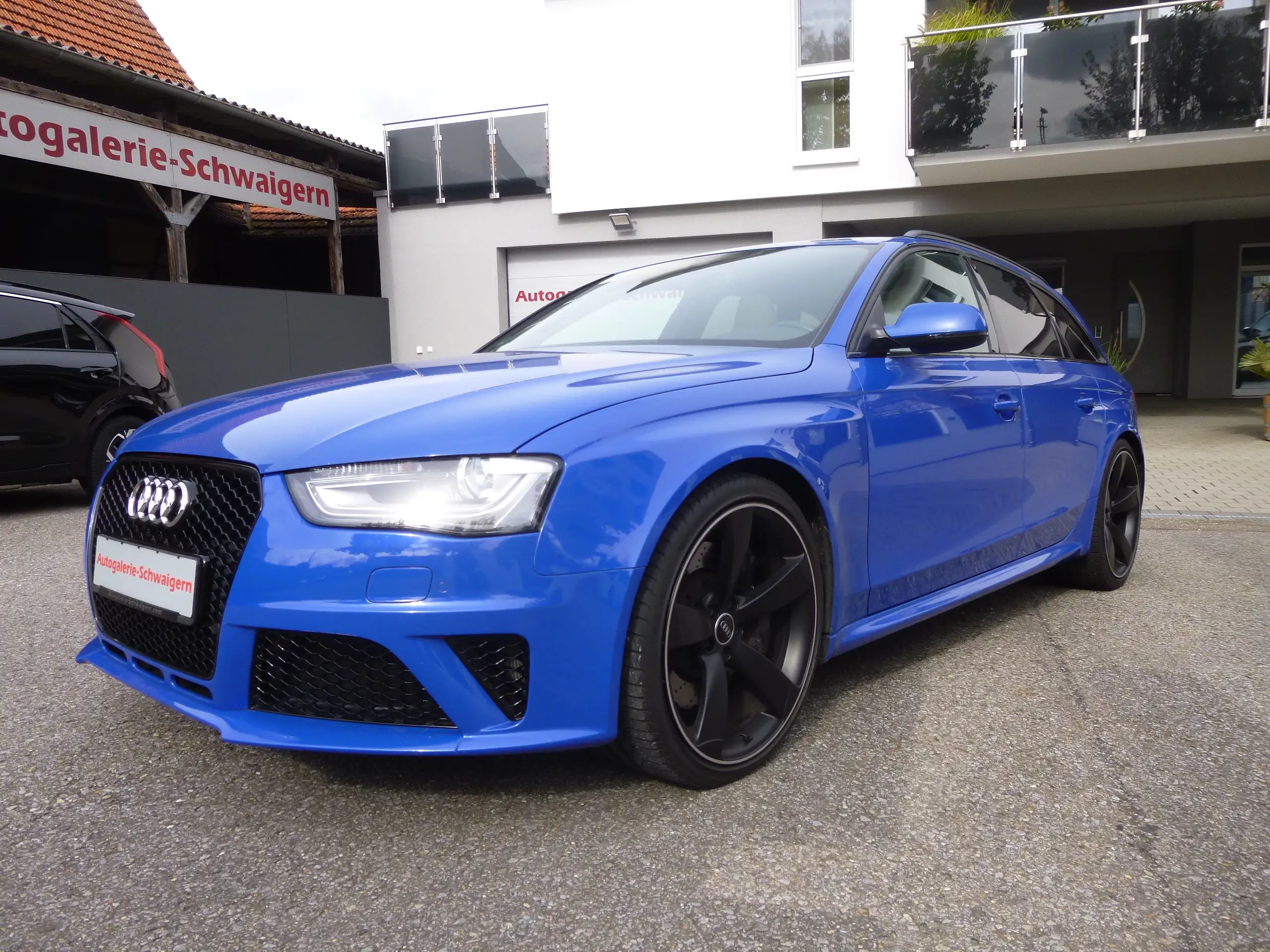 Audi - RS4