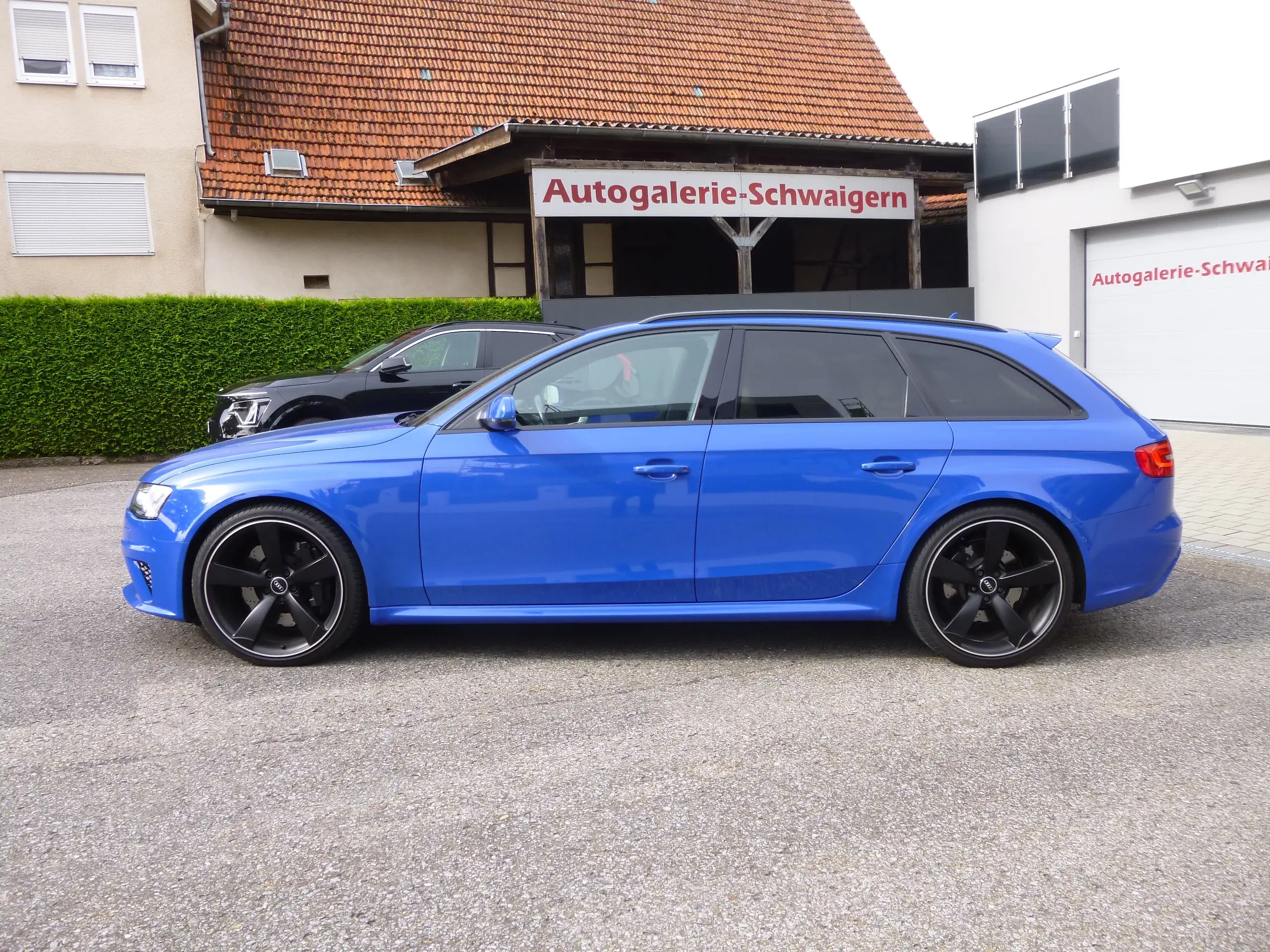 Audi - RS4