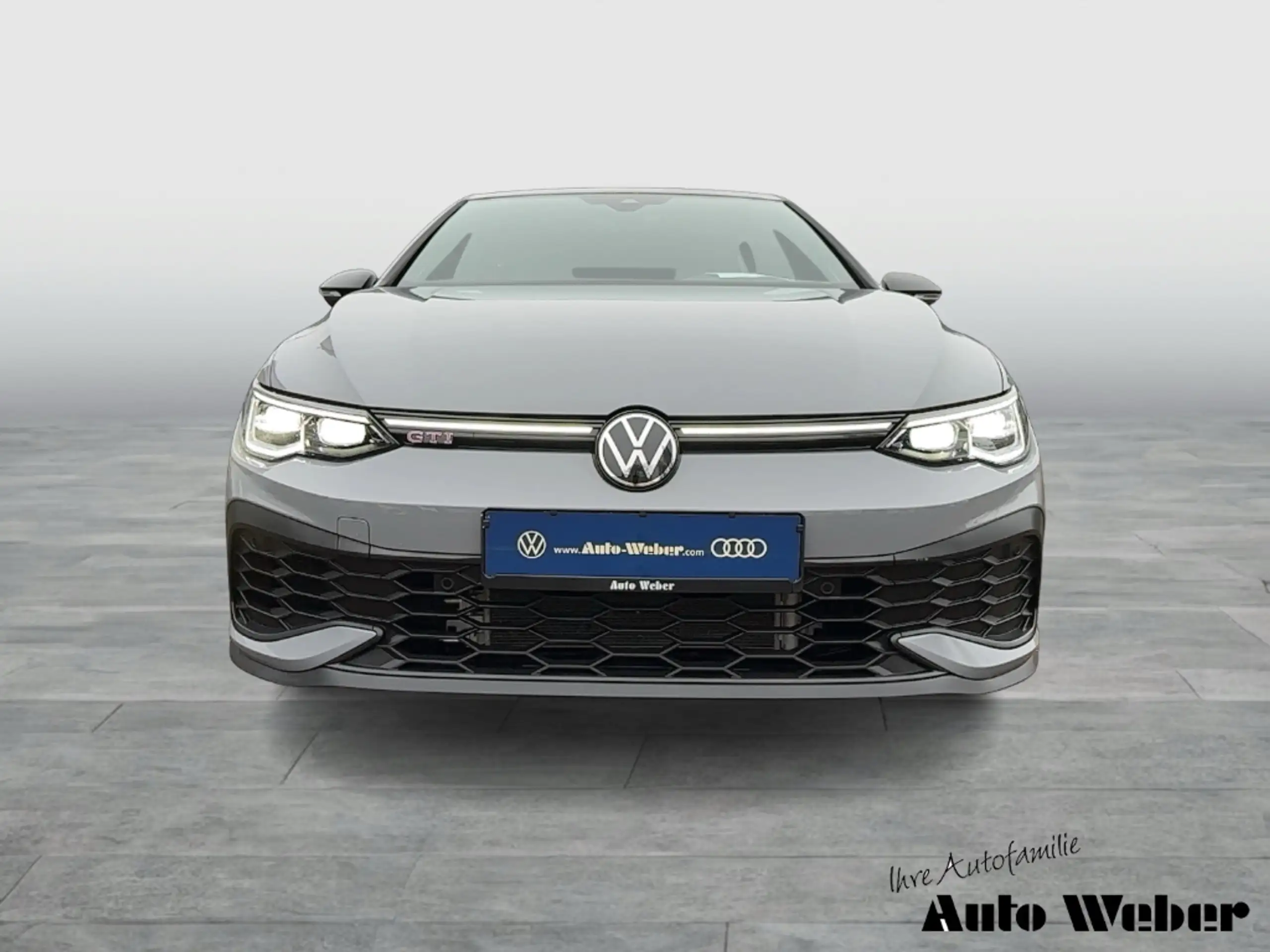 Volkswagen - Golf