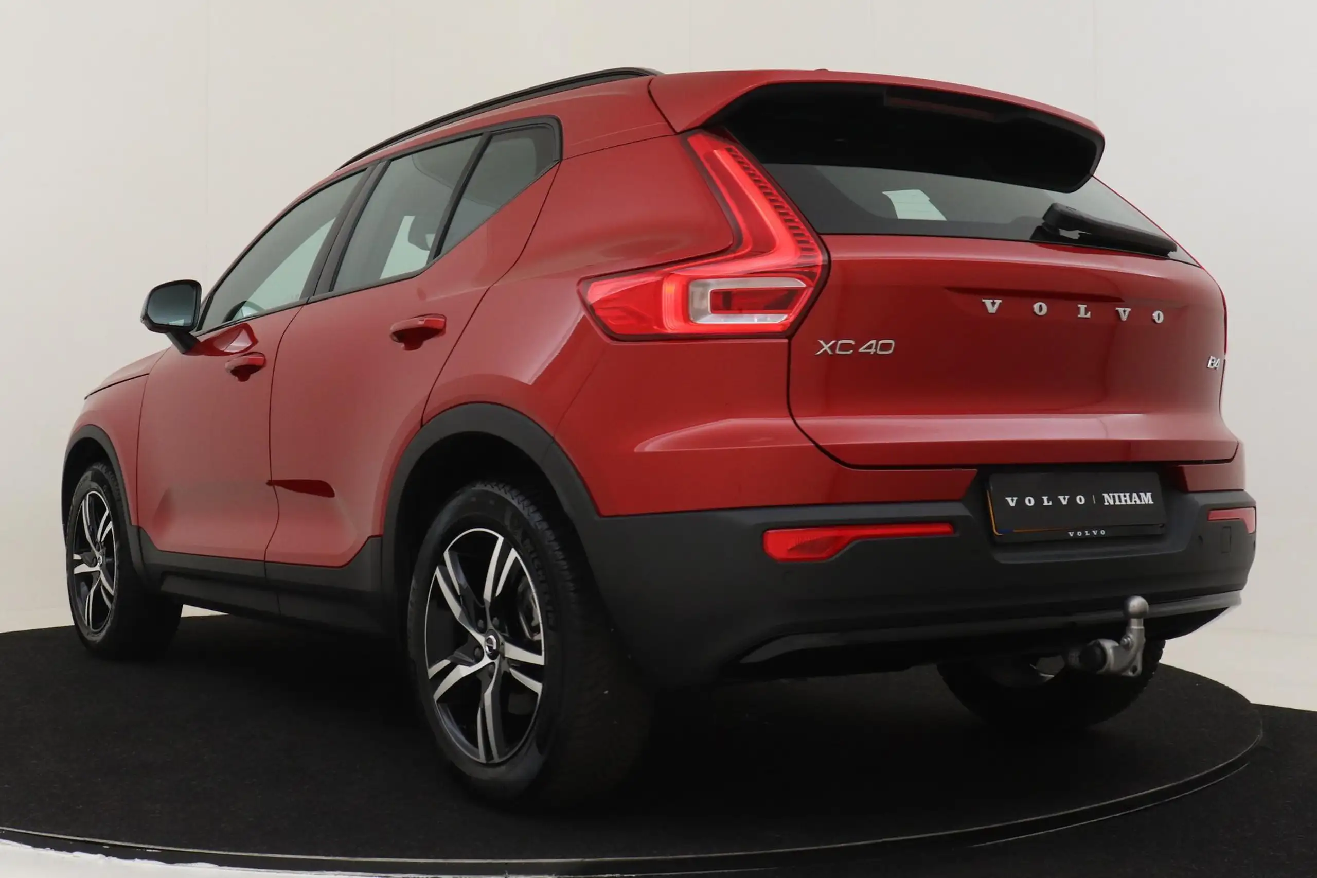 Volvo - XC40