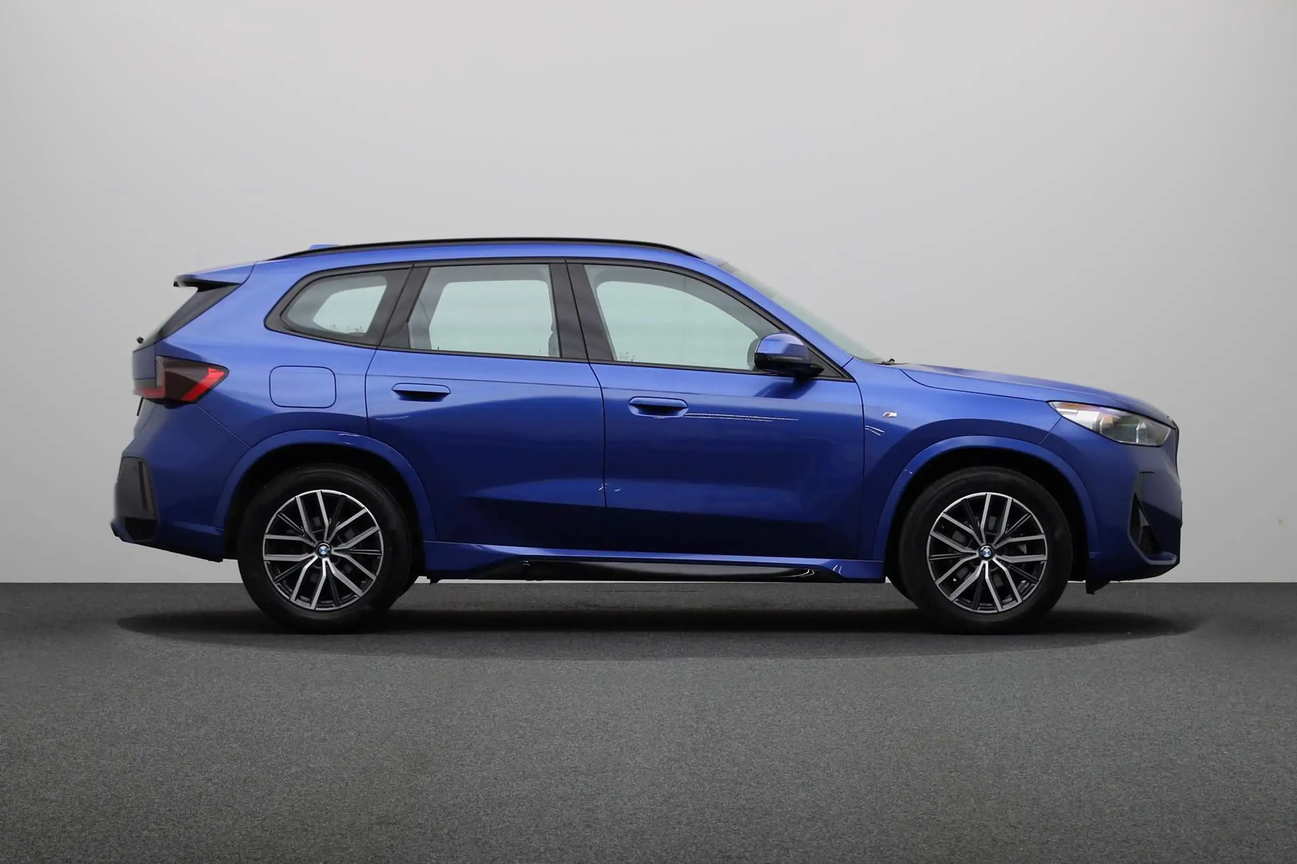 BMW - X1