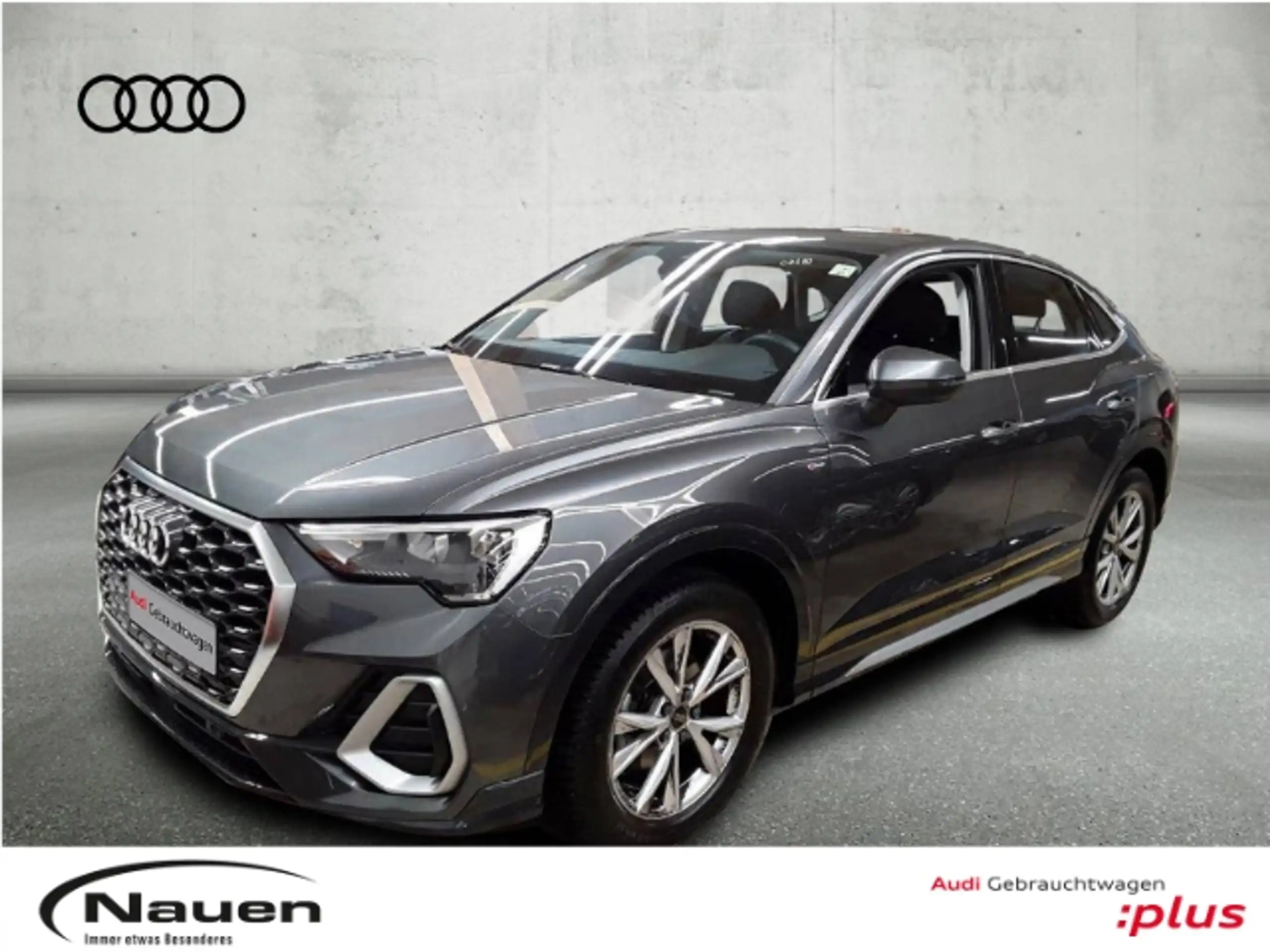 Audi - Q3