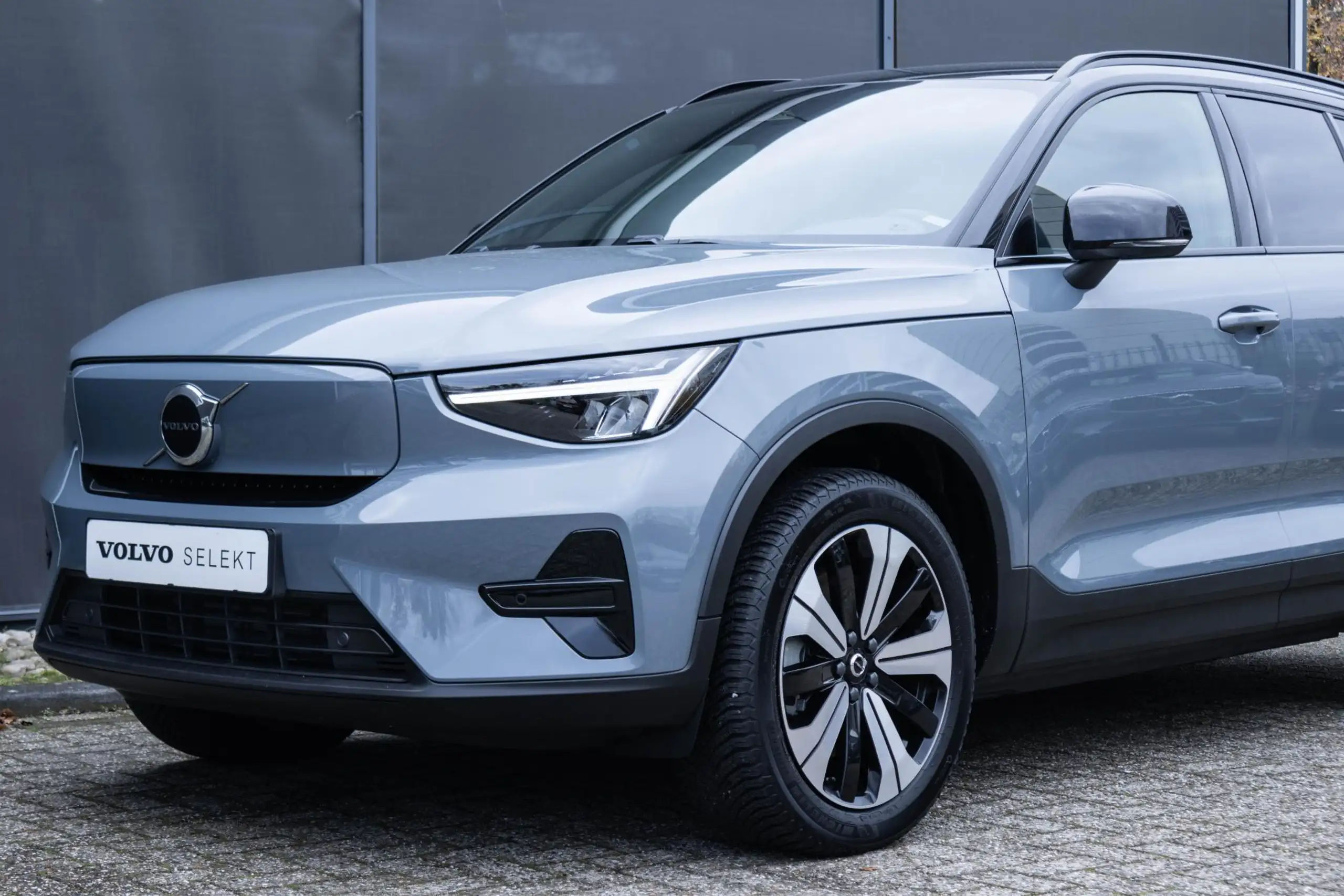 Volvo - XC40