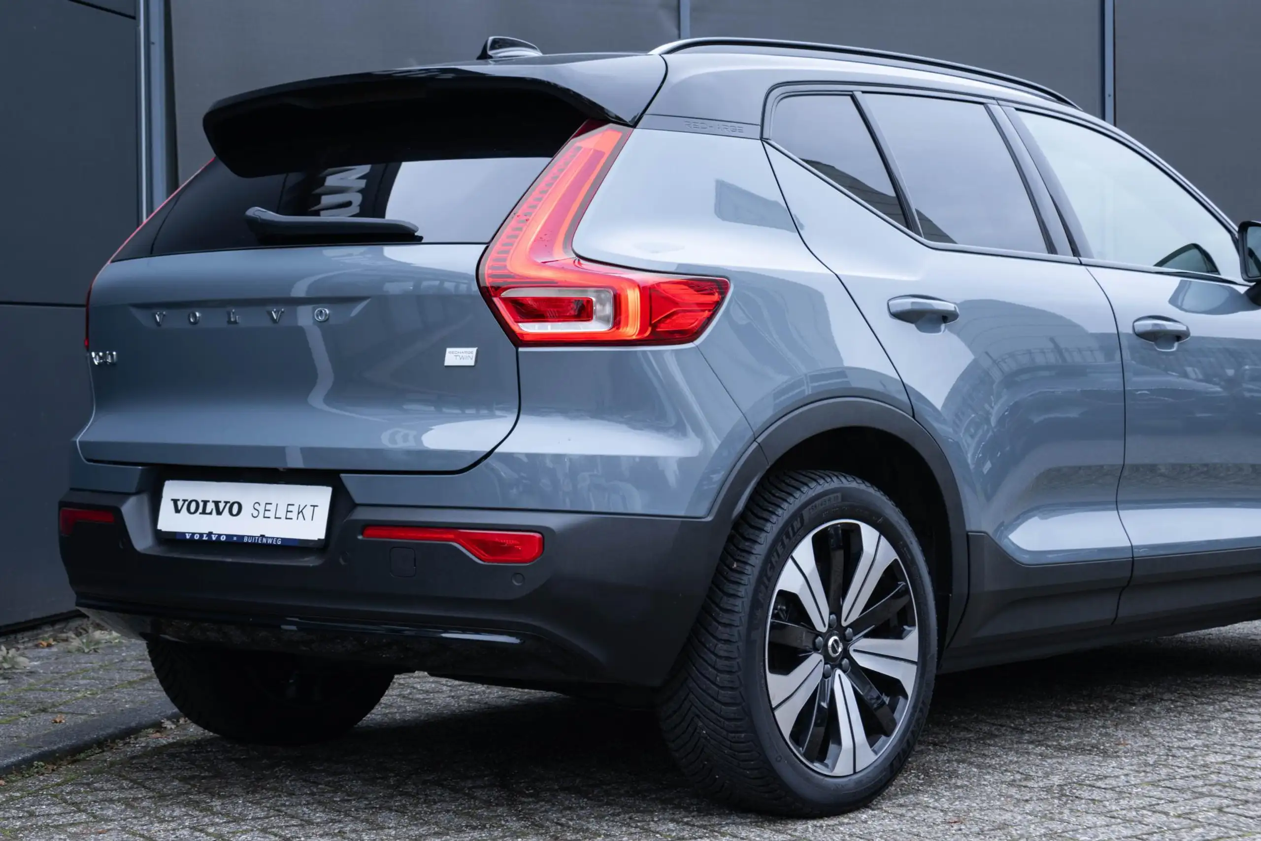 Volvo - XC40