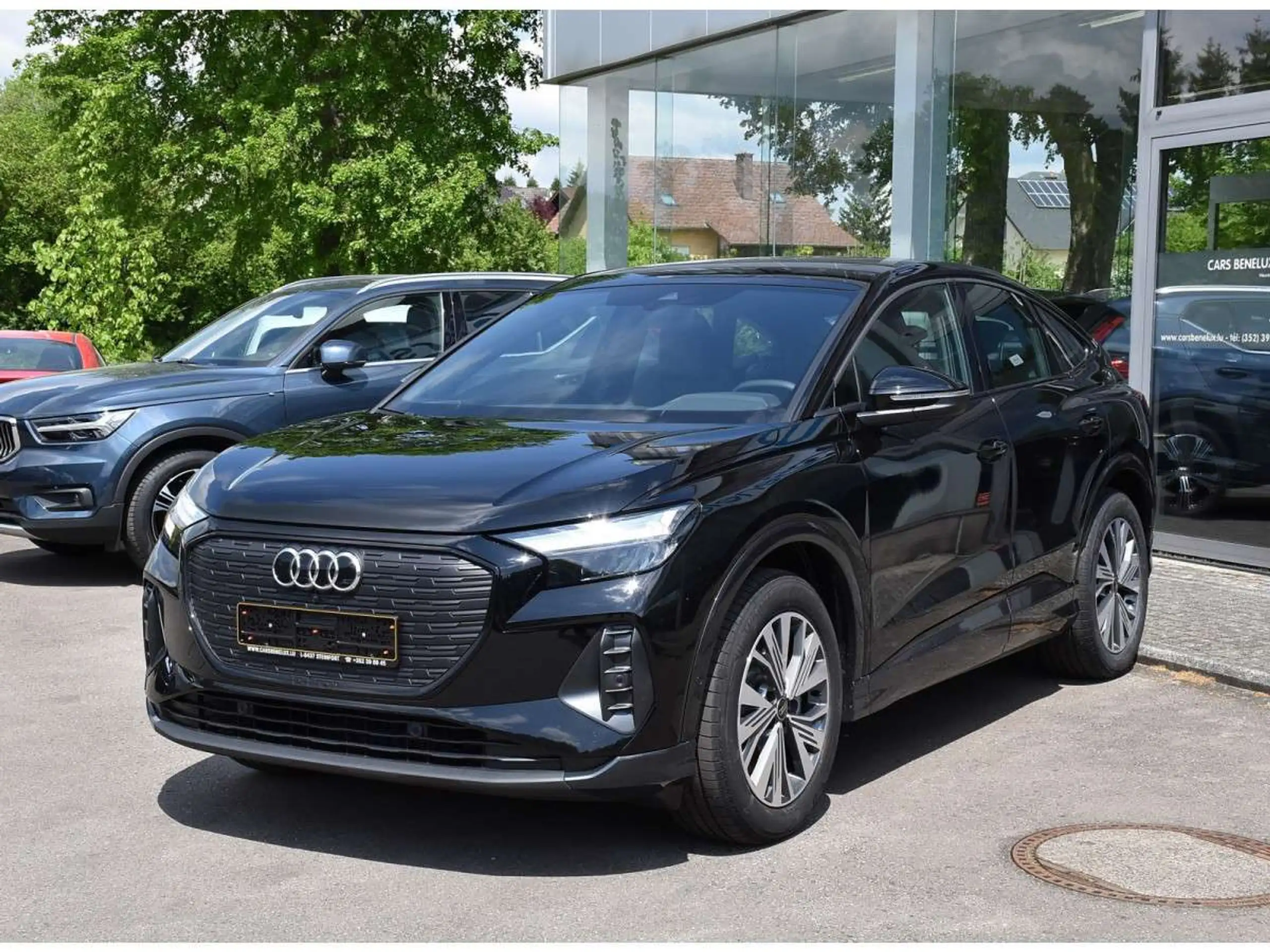 Audi - Q4 e-tron