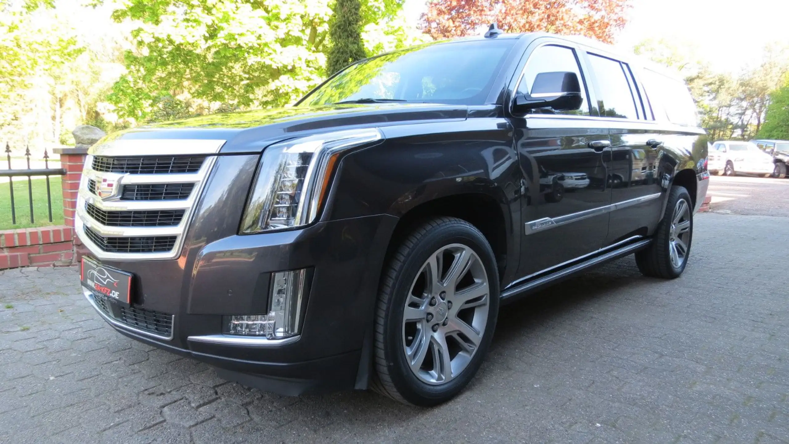 Cadillac - Escalade