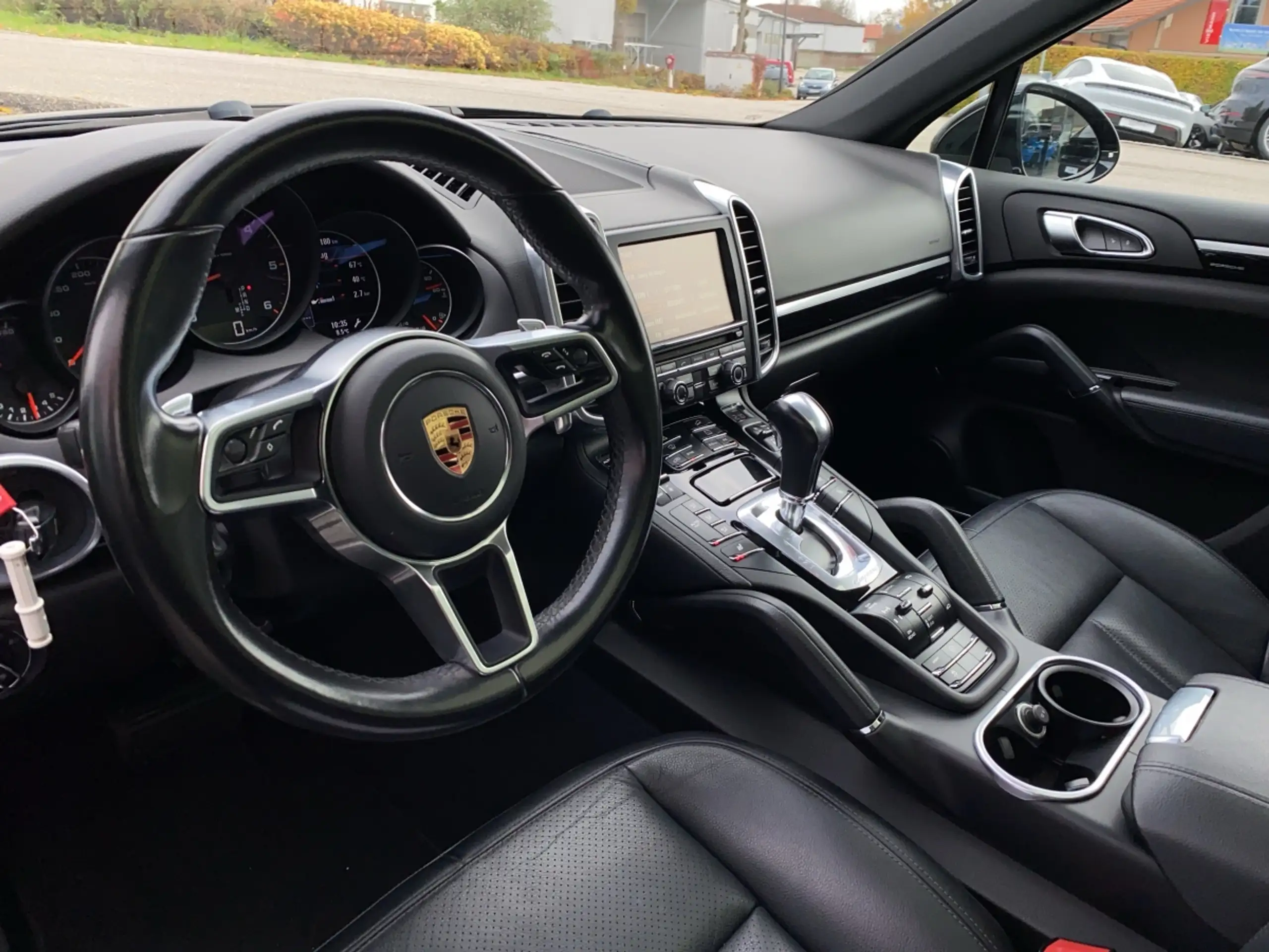 Porsche - Cayenne